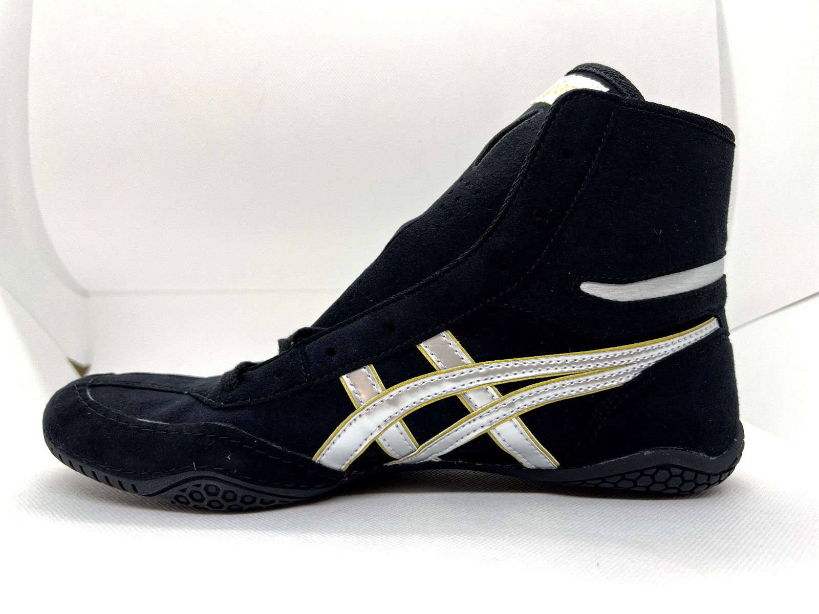asics Boxing Wrestling Shoes Black silver Gold Black Laces 1083A001 EX-EO TWR900