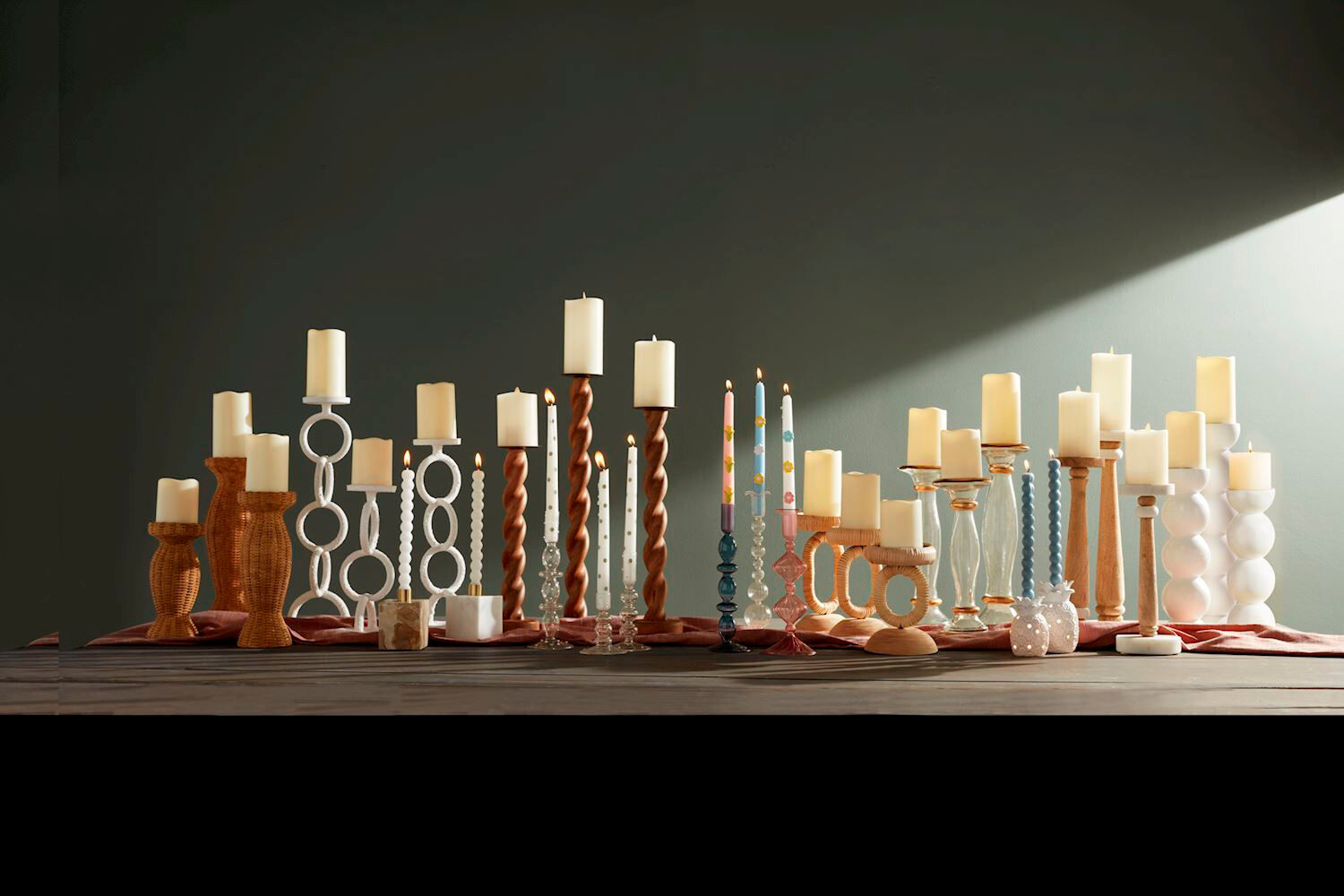 Mudpie - Medium White Link Candlestick - 40960099M