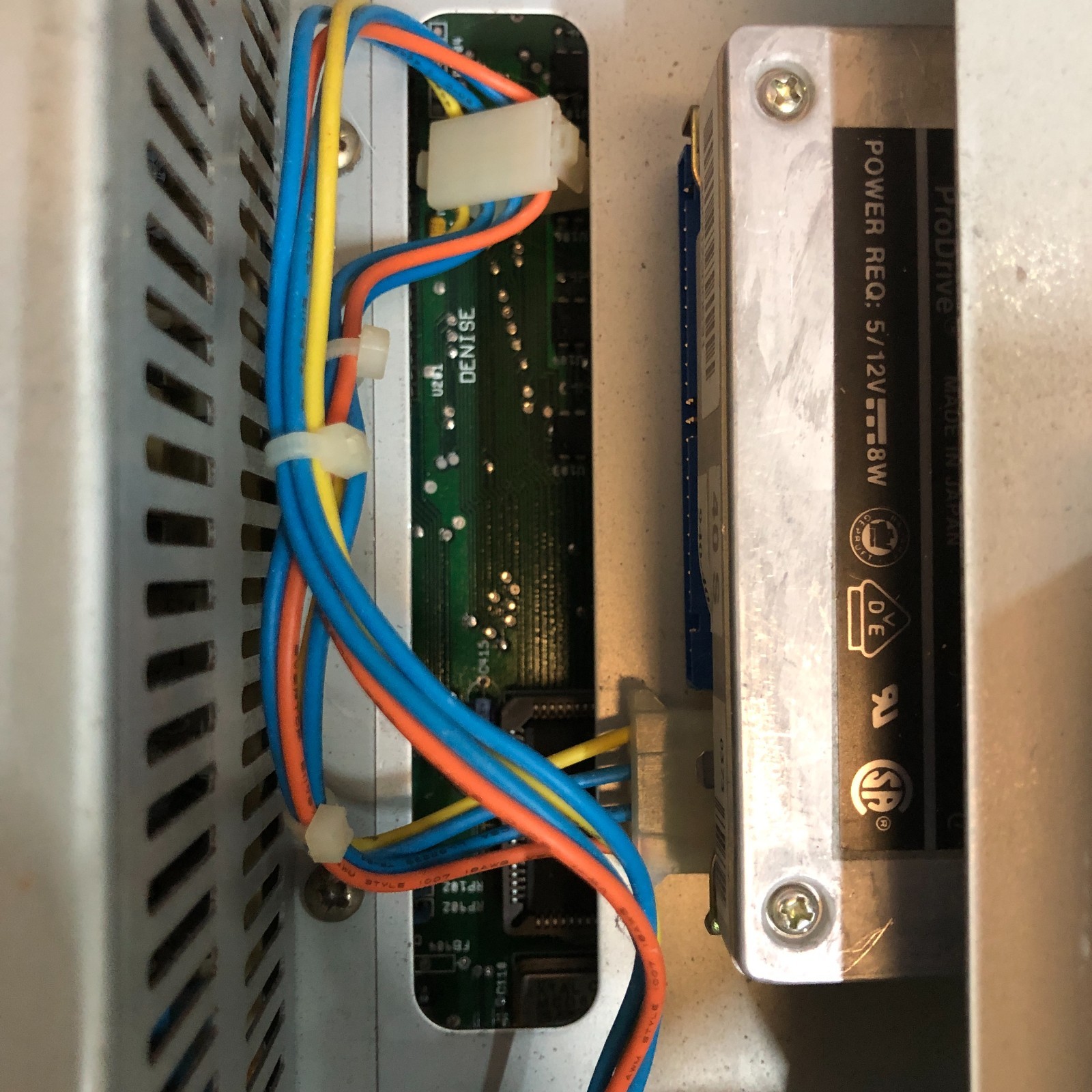 Vintage Commodore Amiga A2000HD Computer (WORKS)