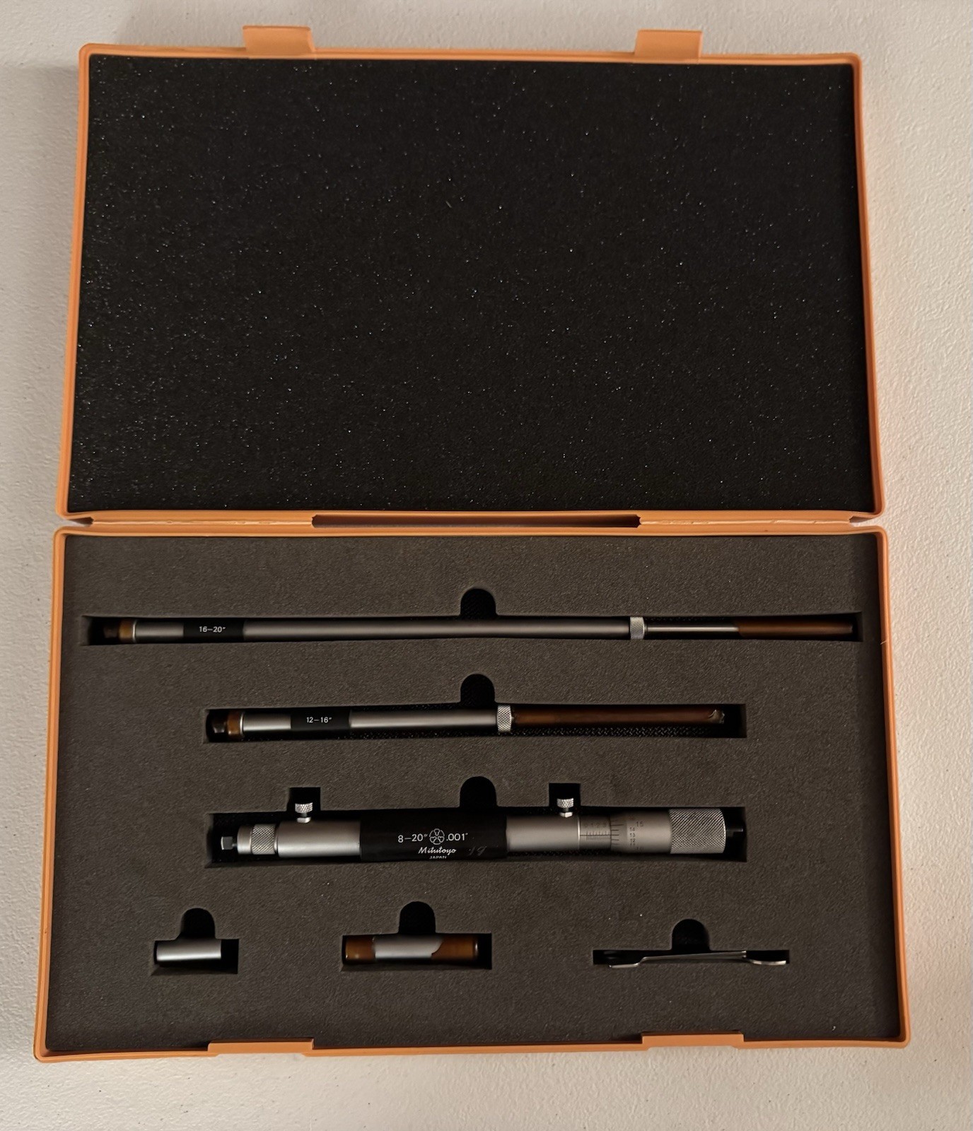 Mitutoyo 8 - 20 Inside Bore Micrometer