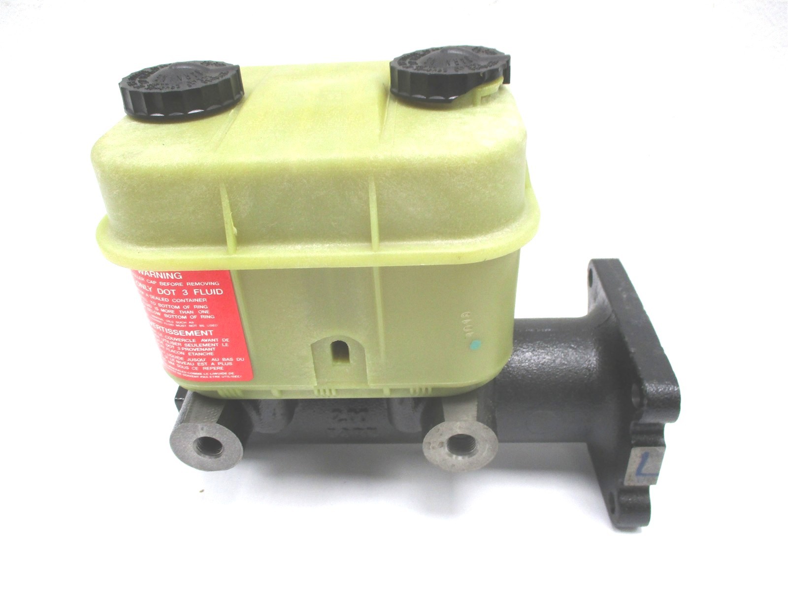 011994 NEW BENDIX BRAKE MASTER CYLINDER BX011994