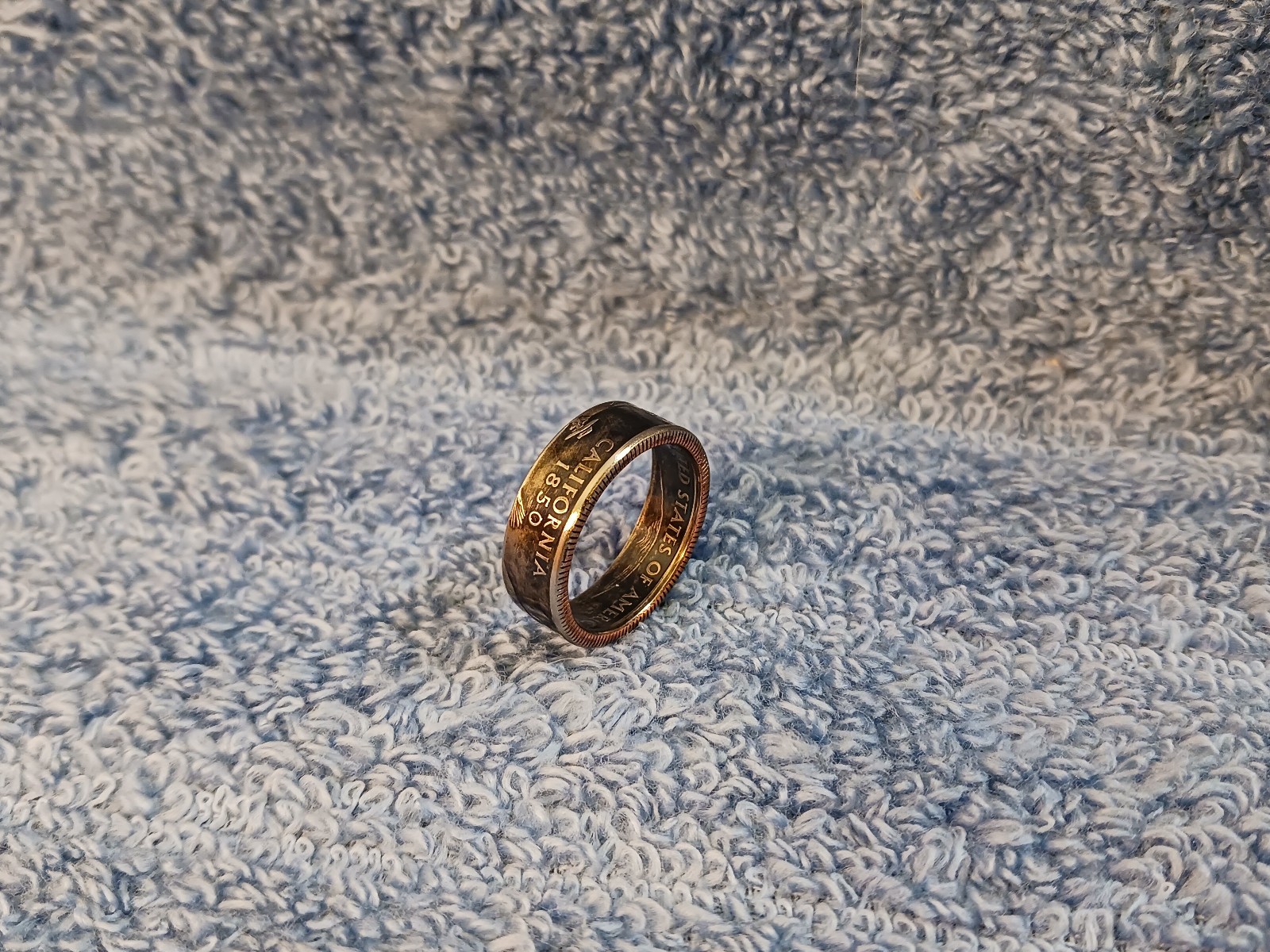 California Handcrafted Washington Quarters coin ring, size 8  2005
