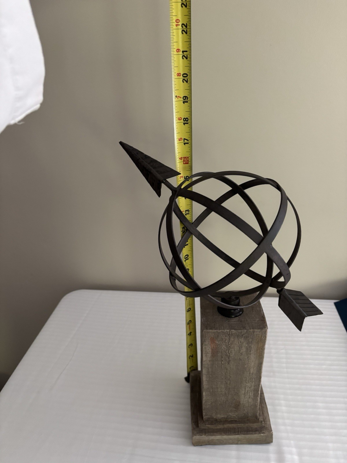 Metal Orb And Arrow Decor On Standing Base NWT