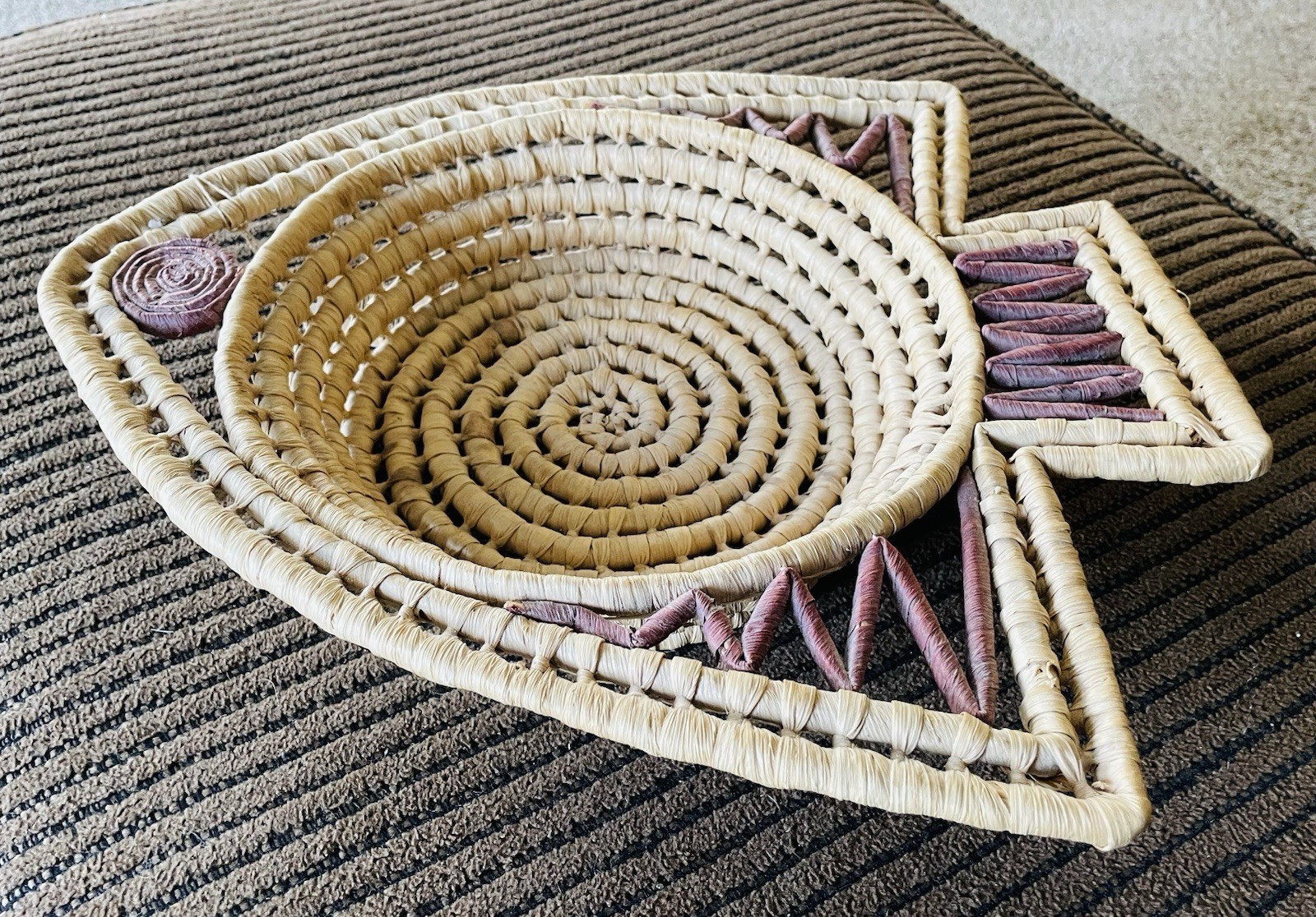 Vintage Rattan Fish Basket - Boho Wall Hanging Decor cute fun
