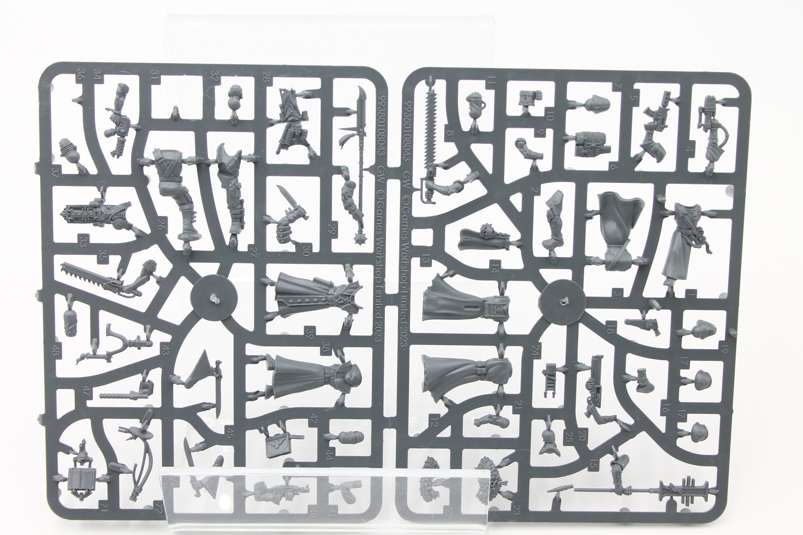 Warhammer Kill Team: Inquisitorial Agents (7, On Sprue, No Instruction)