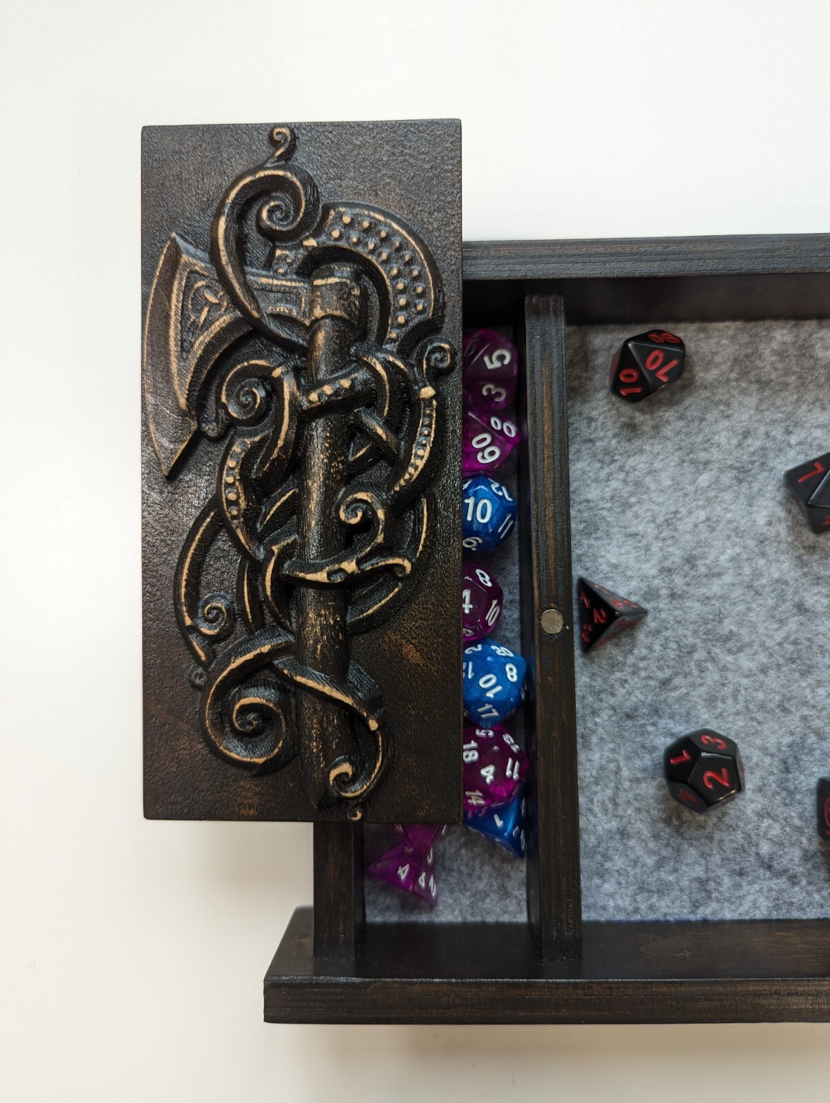 Dice tray Dice holder | Many felt colors | Dice box | Perfect Gift for D&D Fans