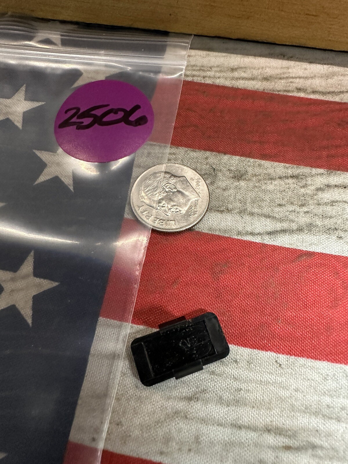 Rc Crystal Cap PreOwned