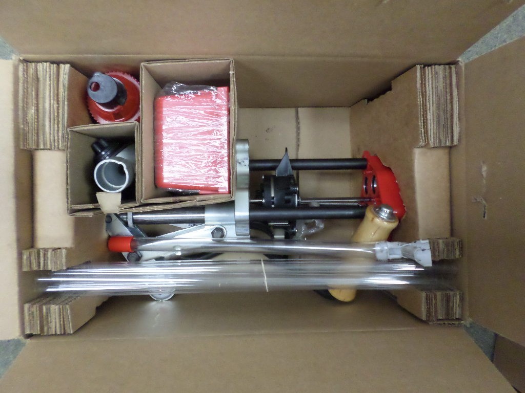 LEE PRO 4000 Press Reloading (KIT), all original, Progressive, w 9mm Die Set