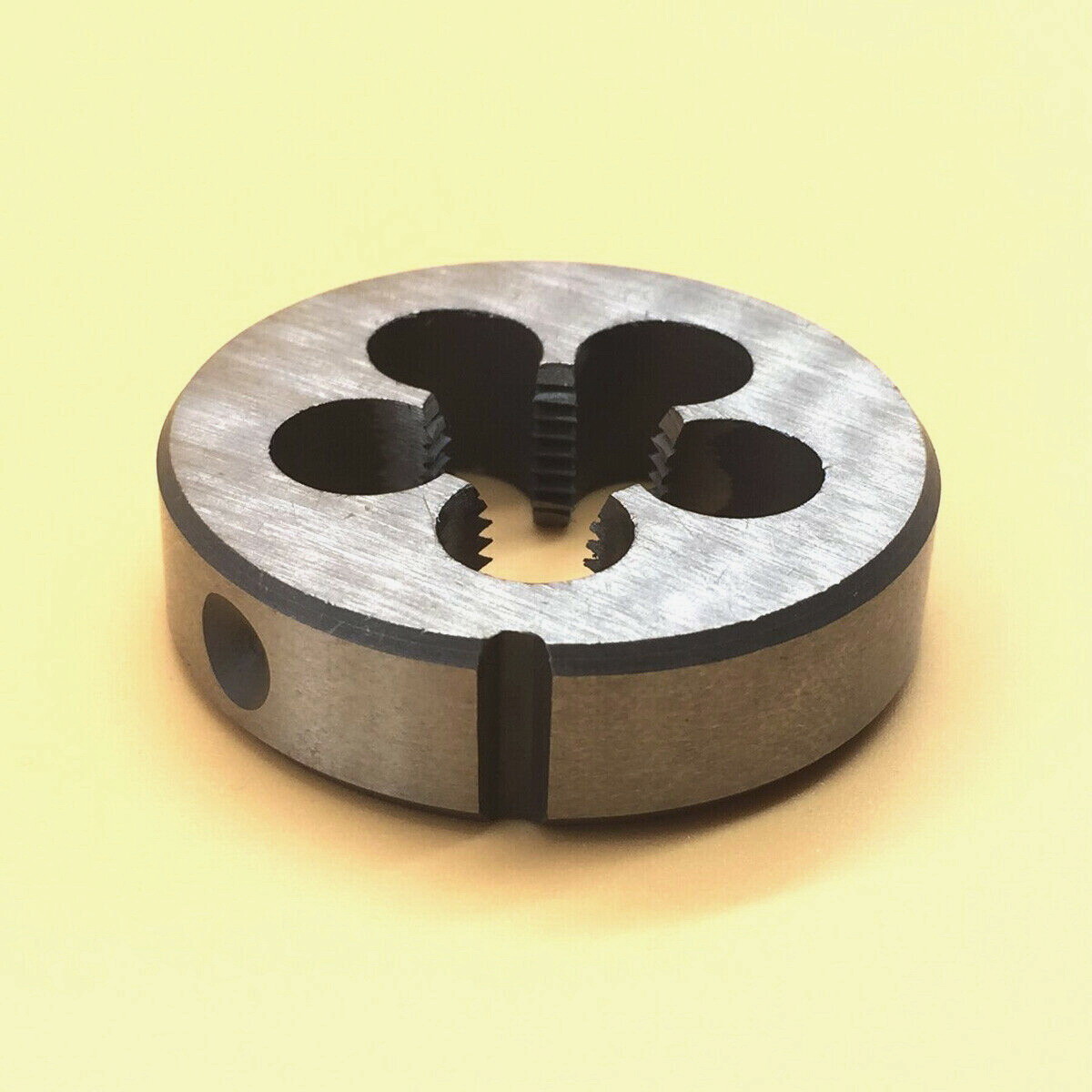 TR22 x 4mm Trapezoidal Metric Right hand Die TPitch [M158a]