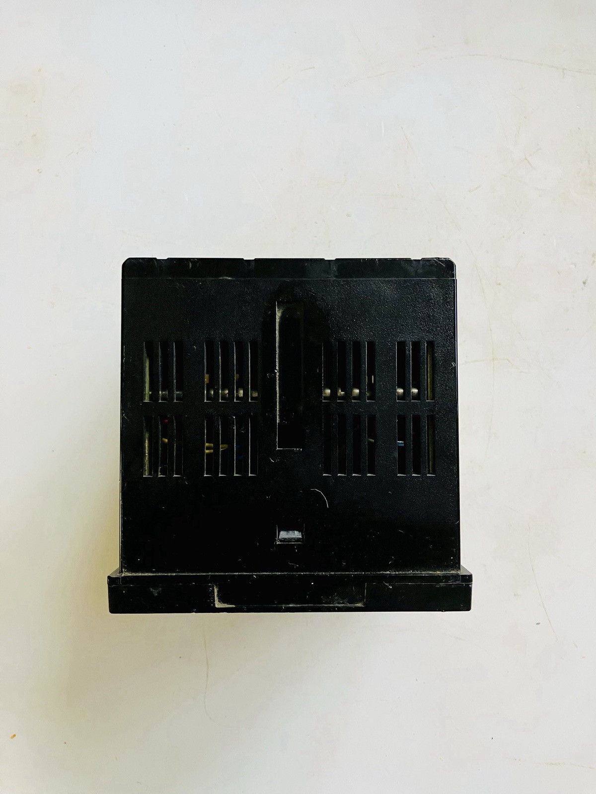 Barber-Colman MAQ3-03201-000-0-00 Temperature Controller