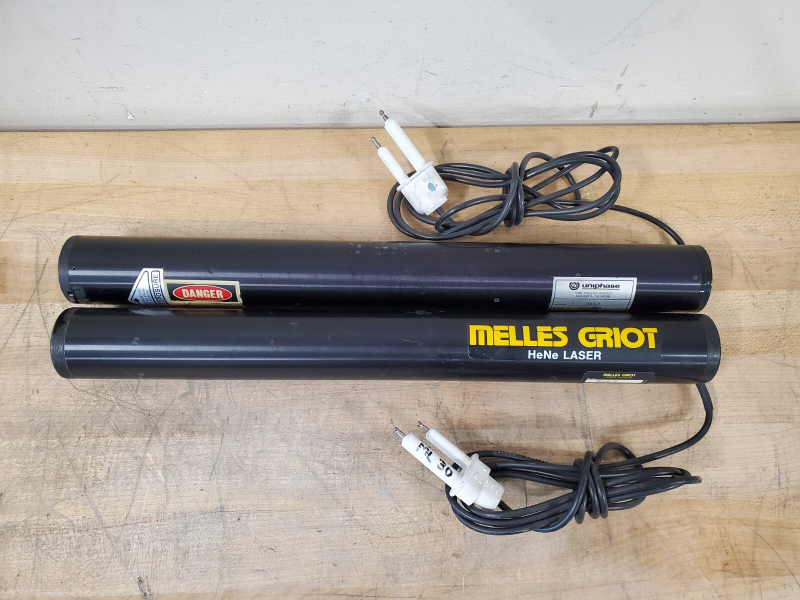 LOT OF 2 Helium Neon HeNe Laser Heads - Melles Griot 05-LHP-151 & Uniphase 105-1