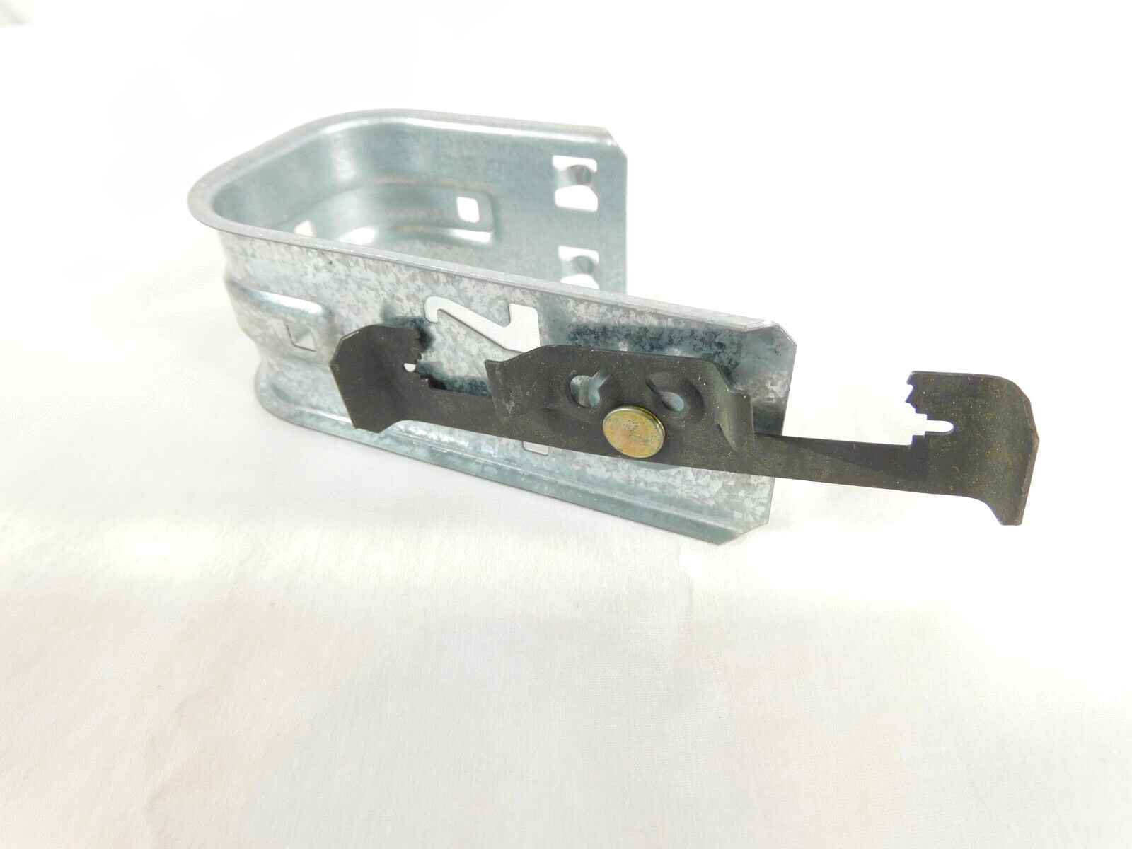 BCH32-W2 J-Hook 78101104841 B-Line Cable Hook to Rod Hanger 2" Hook - LOT OF 50