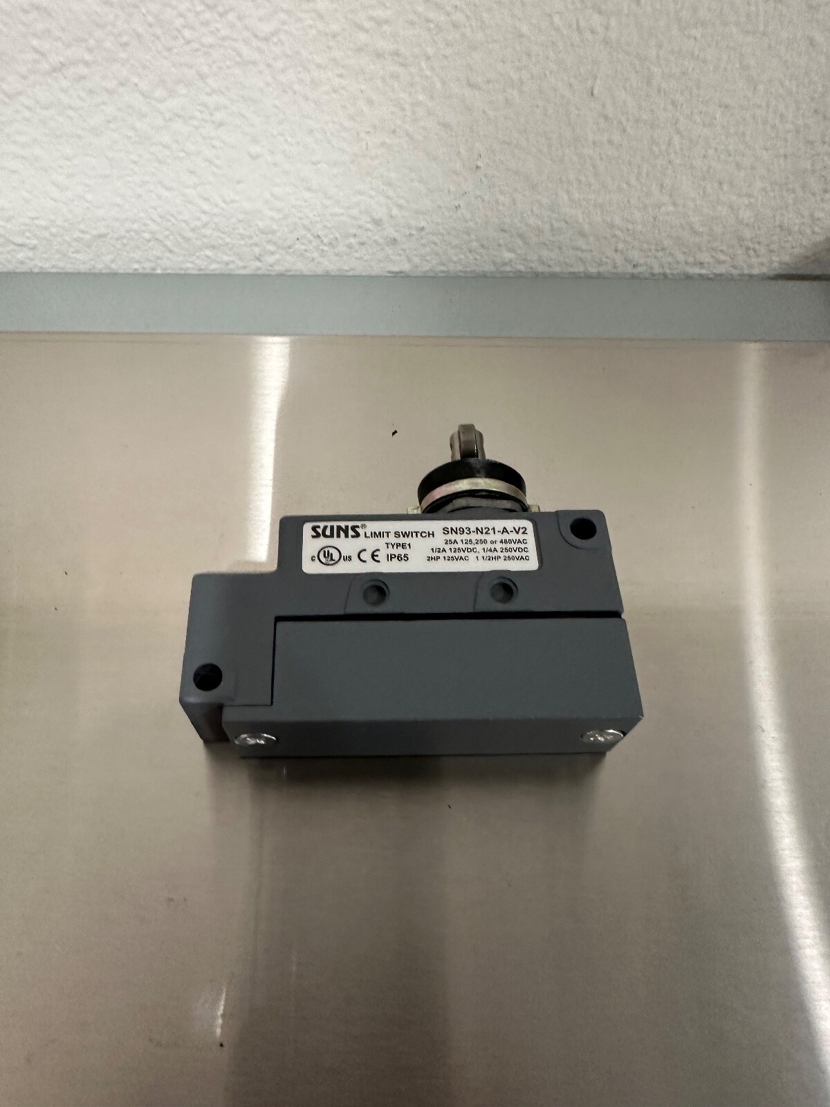 suns international SN93-N21-A-V2 micro switch for air curtain mars
