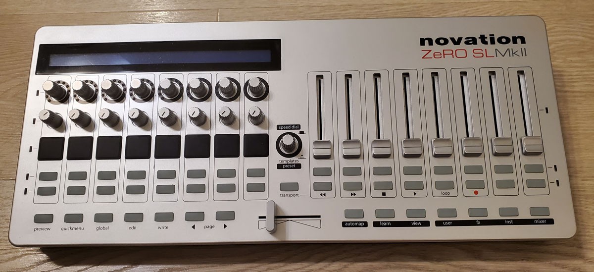 Novation ZeRO SL MK2 MIDI Controller Working item Body only