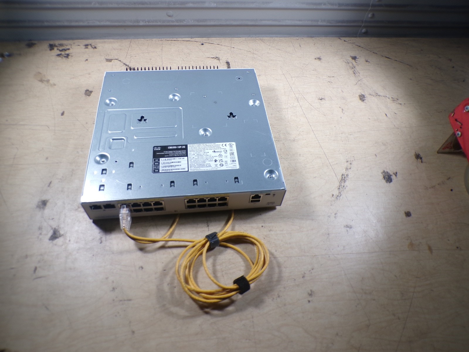 CISCO BUSINESS 350 SERIES CBS350-16T-2G 16-PORT GIGABIT MANAGED SWITCH