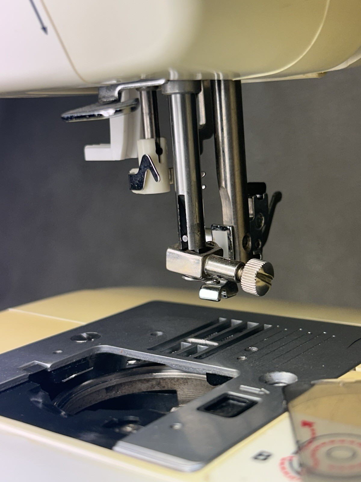 Husqvarna Huskystar C20 Sewing Machine
