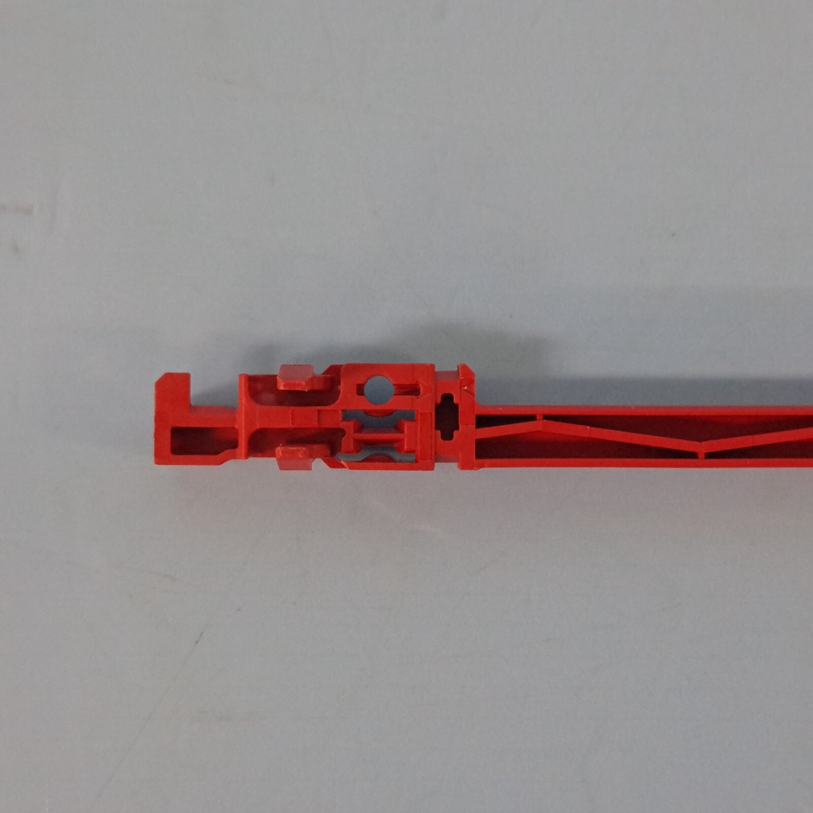 158-0103 SCHROFF 64560-002 (49PCS) GUIDE RAIL [NEW]