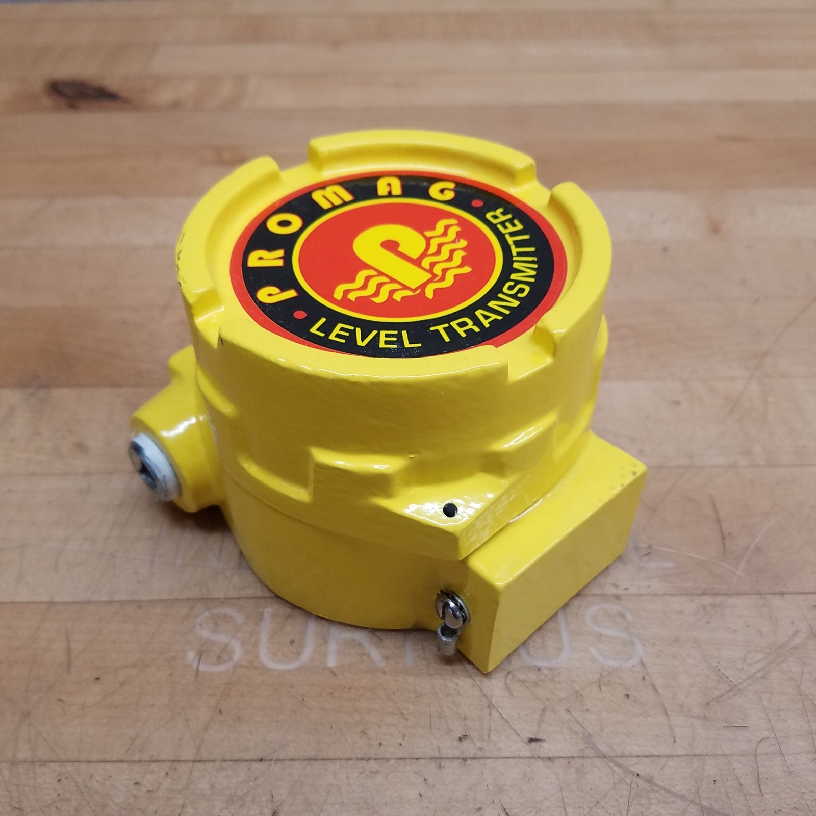 ProMag PM-1000B Transmitter PCB Board With XIHFCX 2 Adalet Cleveland Enclosure
