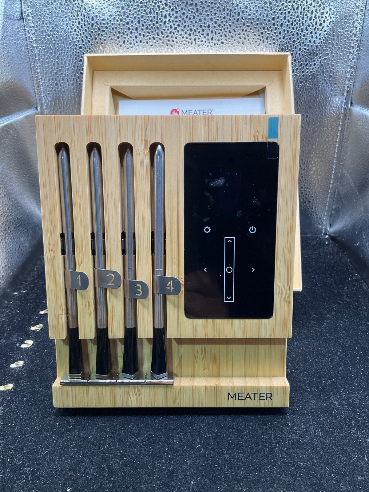 + MEATER Block: WiFi Smart Wireless Meat Thermometer - USED