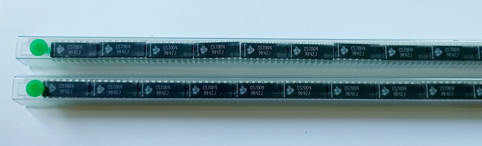 Lot of 5* Cherry CS7004 IC Chips, Integrated Circuit Date Code: 1998 9842J New!