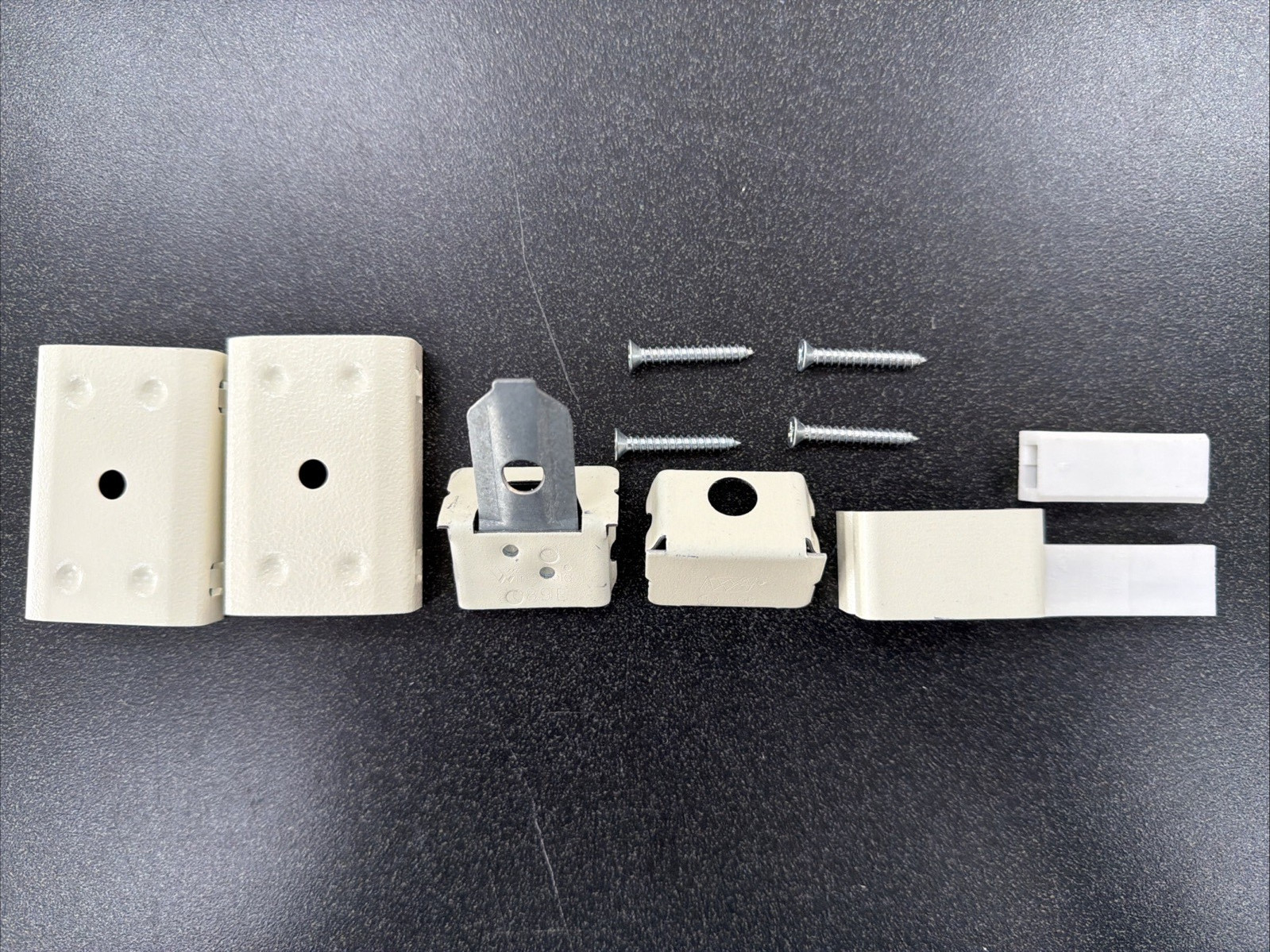 Wiremold Legrand (VPMAP) Plugmold Multi-outlet Accessory Pack (Ivory) Pack of 2
