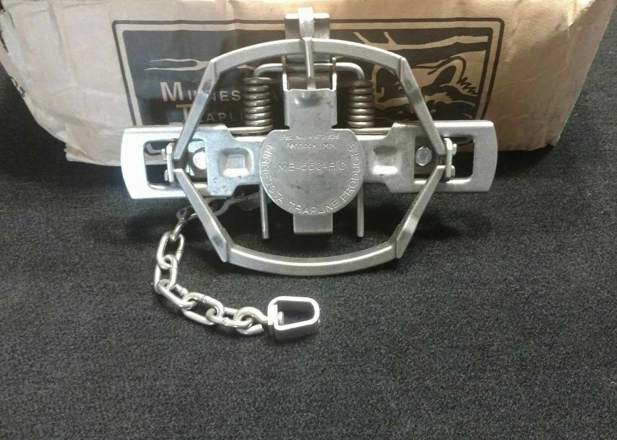 3 MB 550 Offset 2 Coil Traps (Coyote Fox Trapping Supplies)