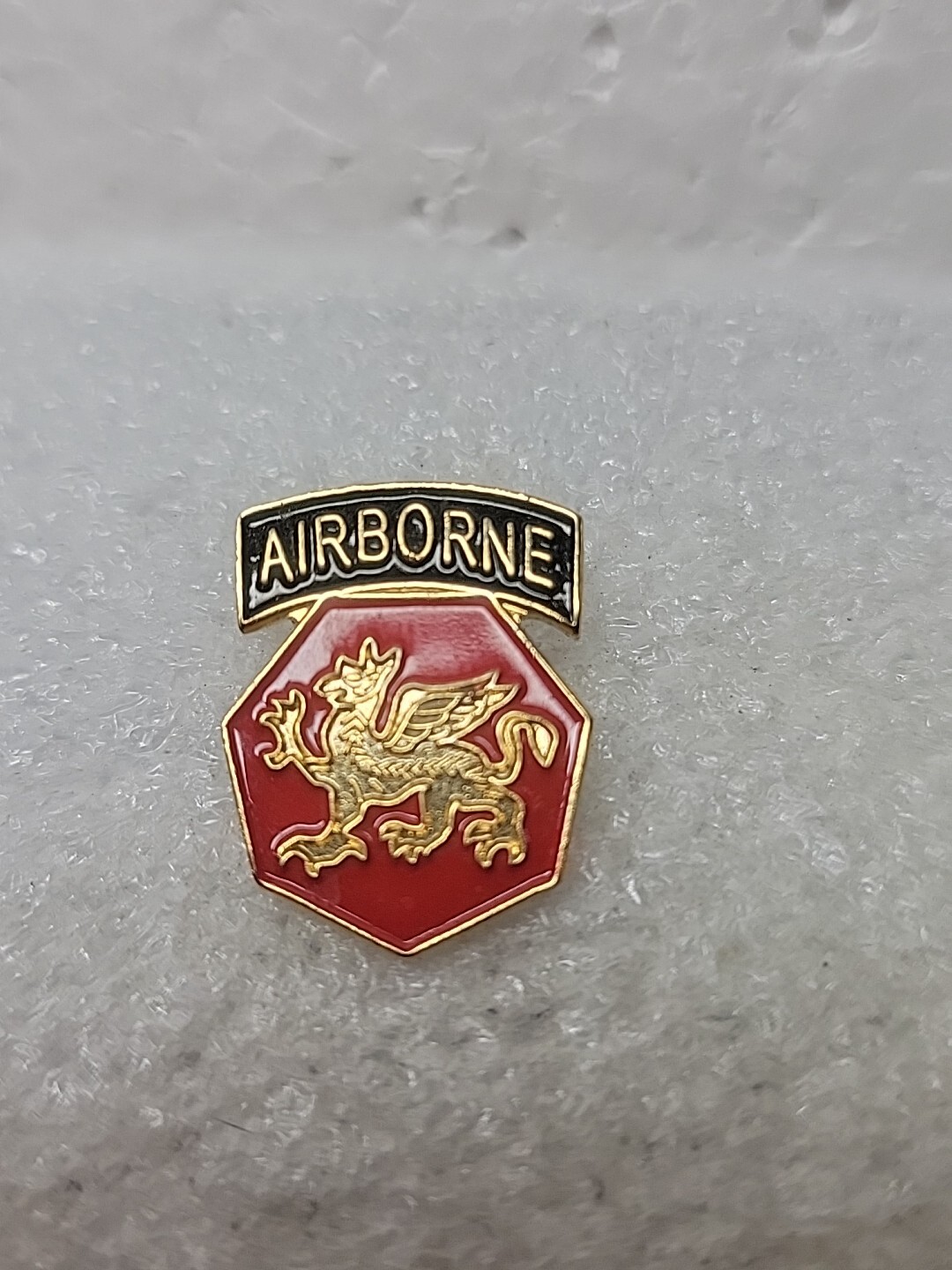 US Army 108th Airborne Division Lapel Hat Pin P15502 Shield Crest Insignia