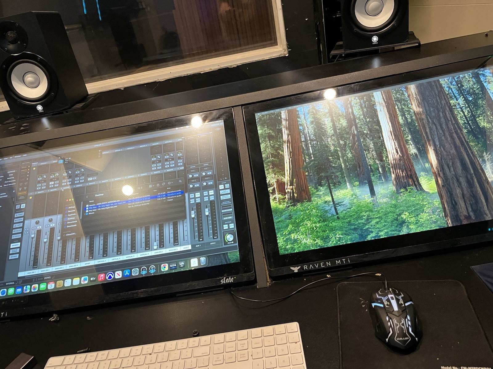 Steven Slate Raven Desk With Touchscreen Monitors Two