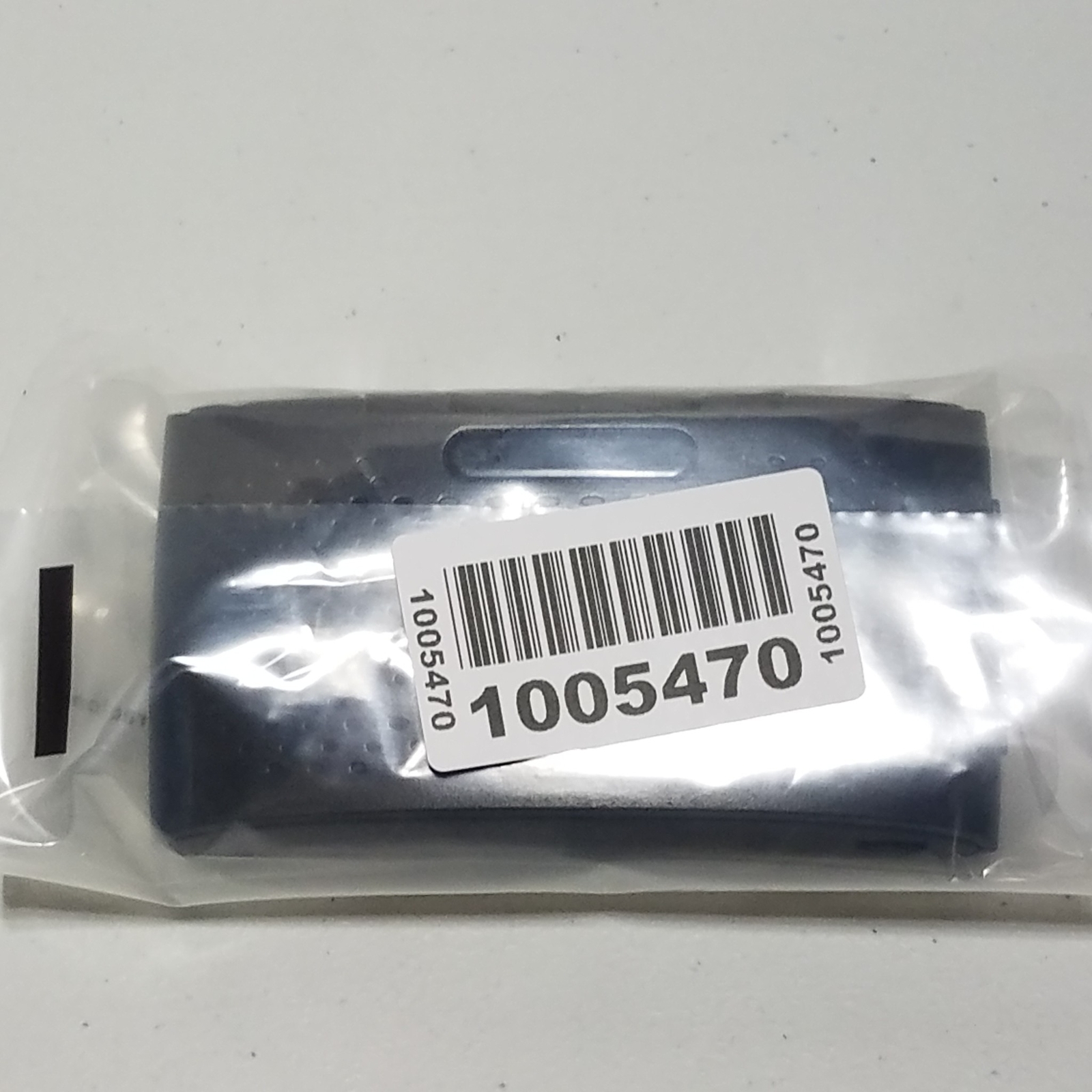 Hum by Verizon AT-660 Black 1st Gen Bluetooth Automatic Assist Telemetry Device