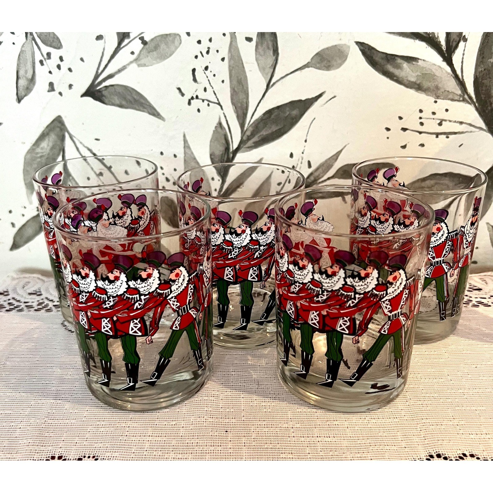 Set of 5 lowball glasses with marching soldiers