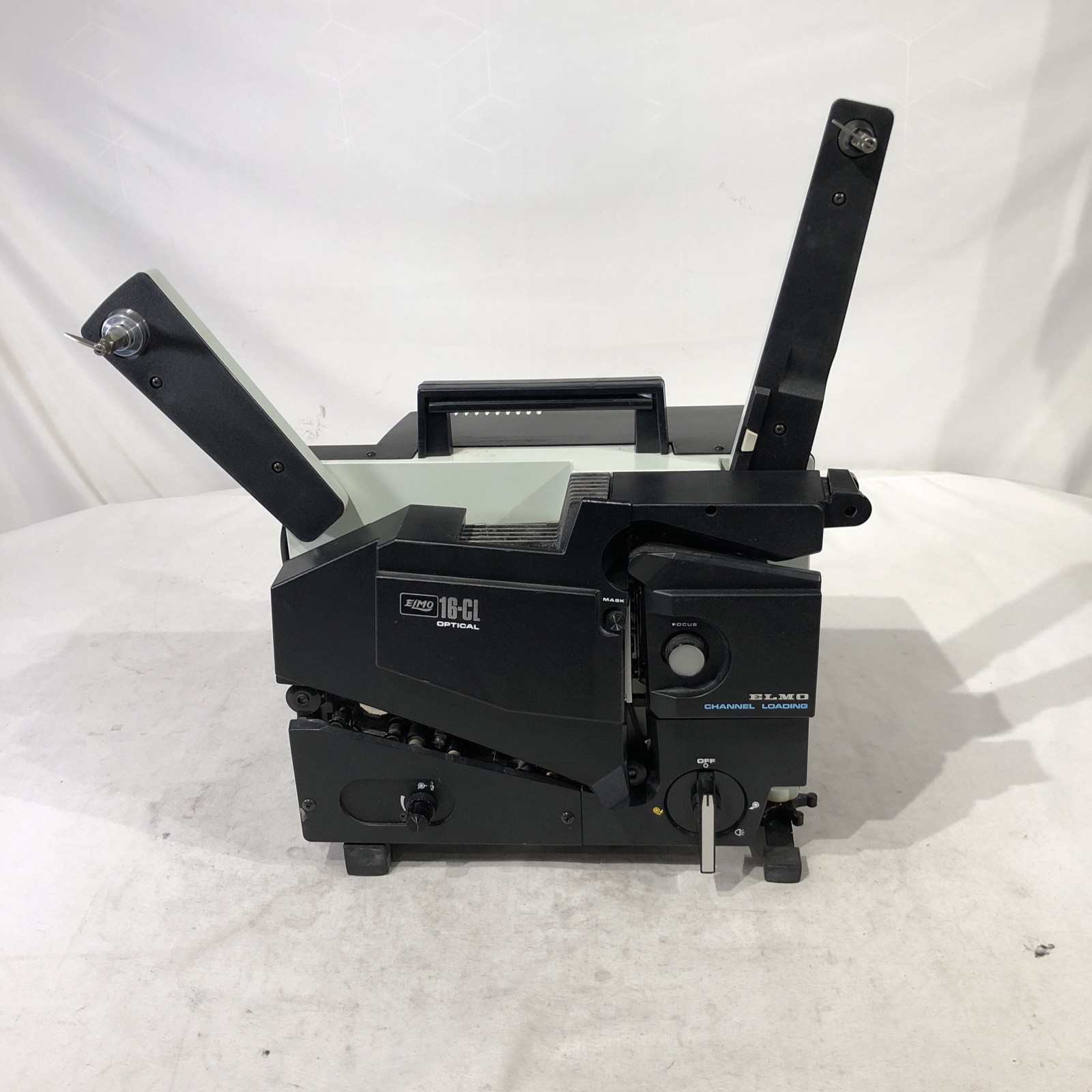 Elmo 16-CL 16mm Optical Sound Movie Projector- Tested- Read