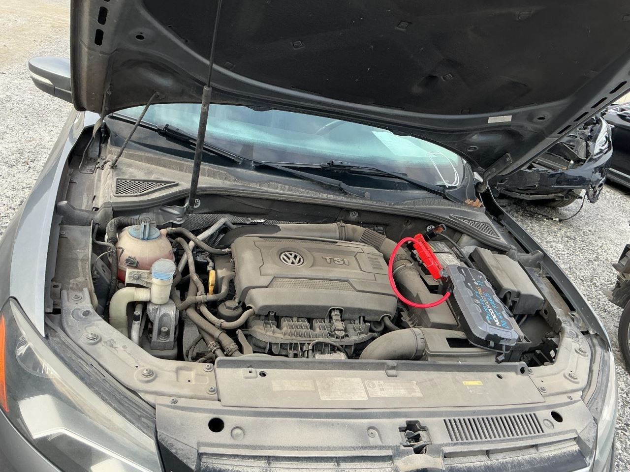 PASSAT 2015 Glove Box 4983770