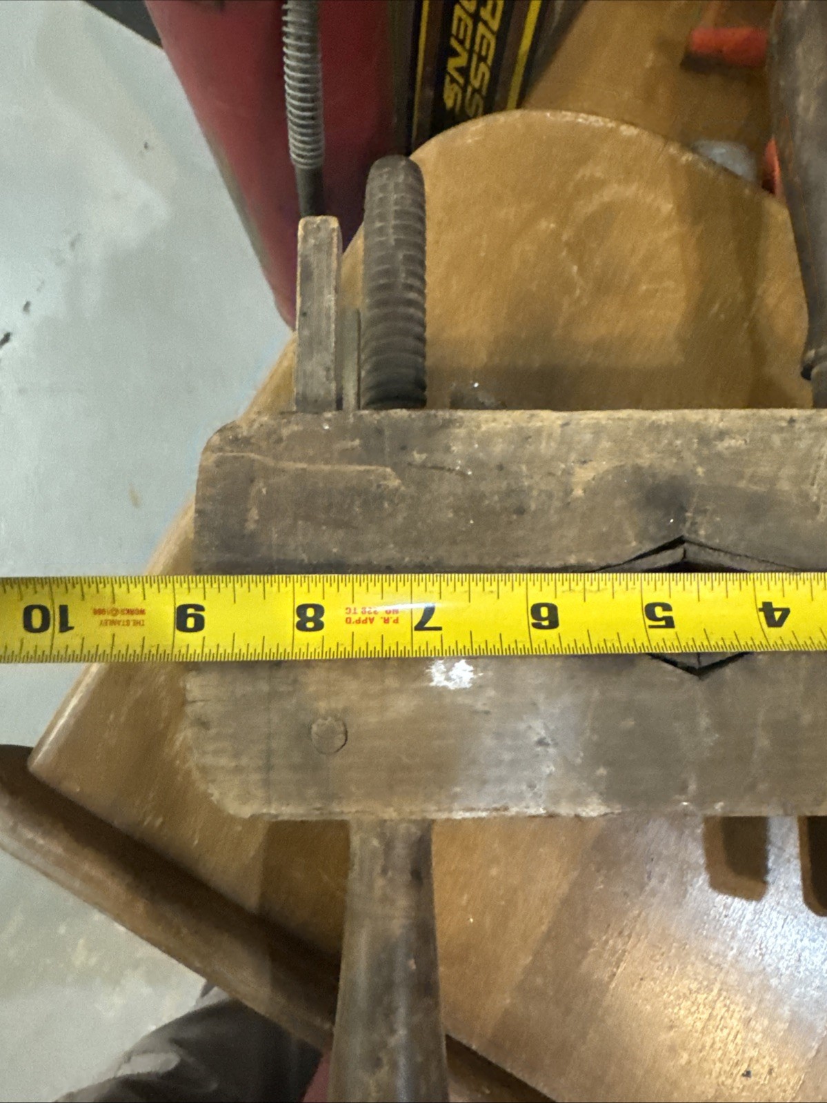 wooden dowel-making plane "witchet" or "widget"