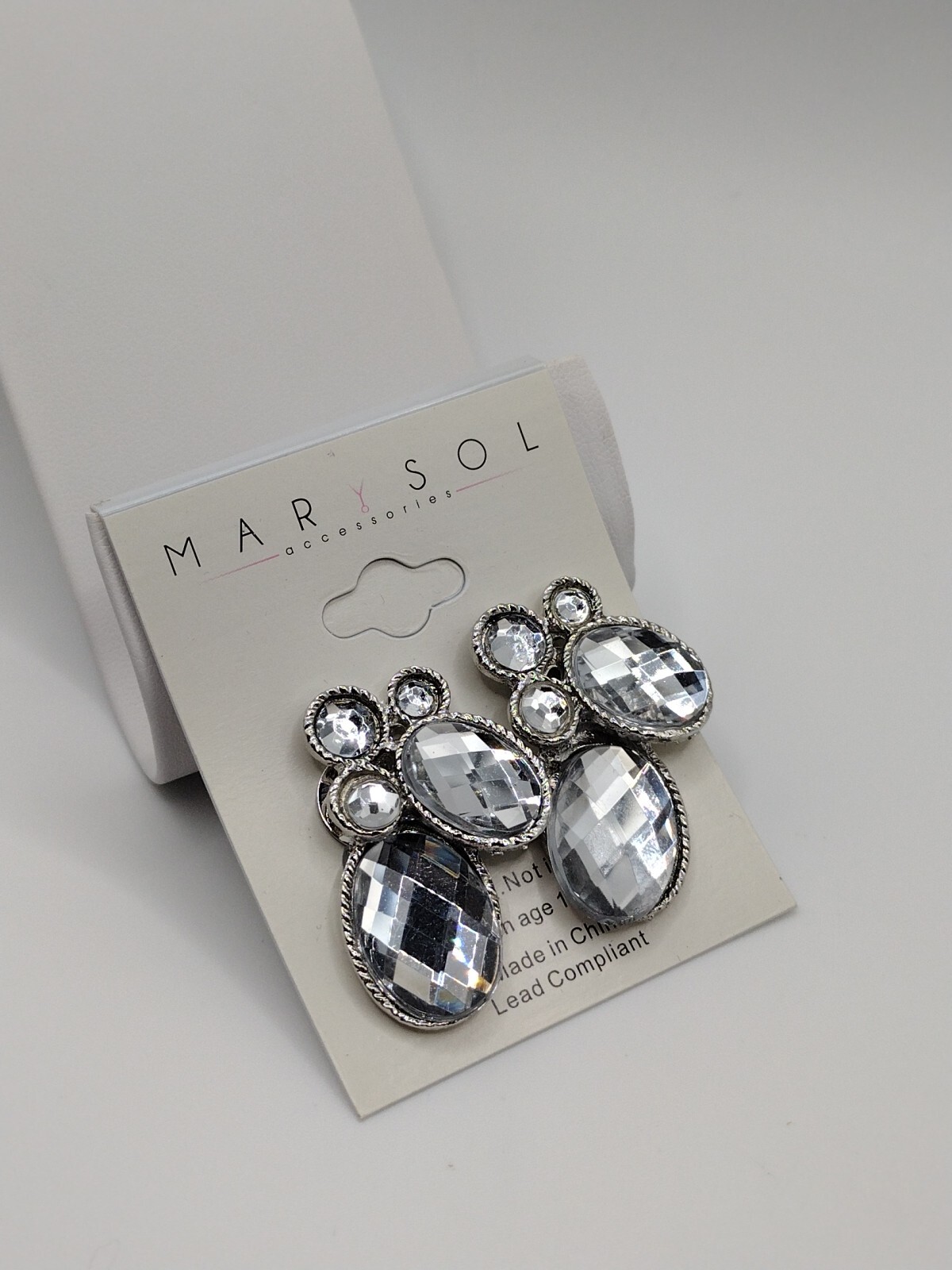 Beautiful Mar Y Sol Clip On Earrings New With Tags