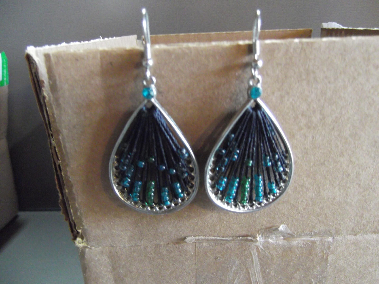 1 Pair Old  1.5"in Metal Teardrop Peacock Fearther Danglers