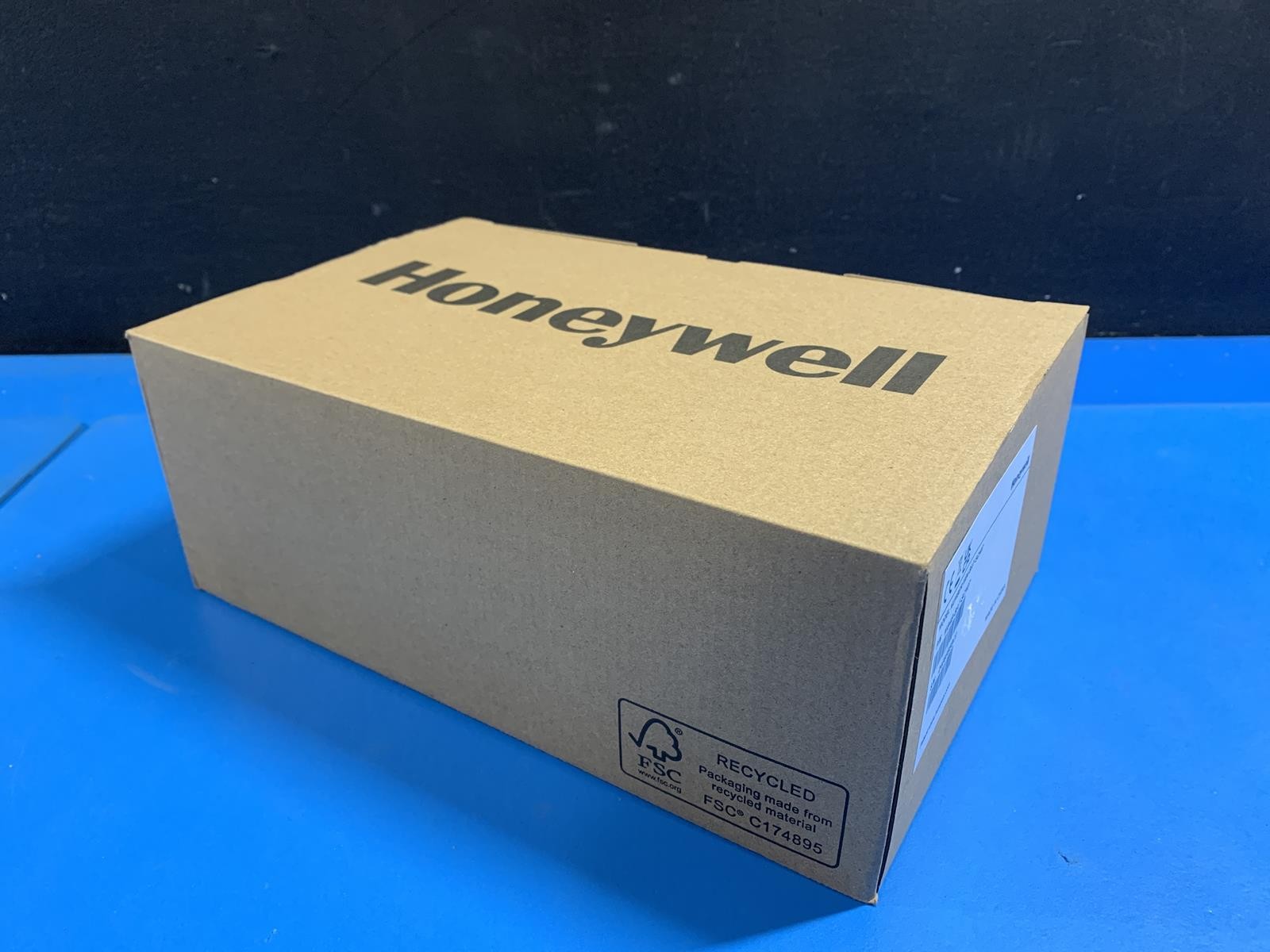 Honeywell MB4-BAT-SCN07 4-Bay Battery Charger - Cradle Only