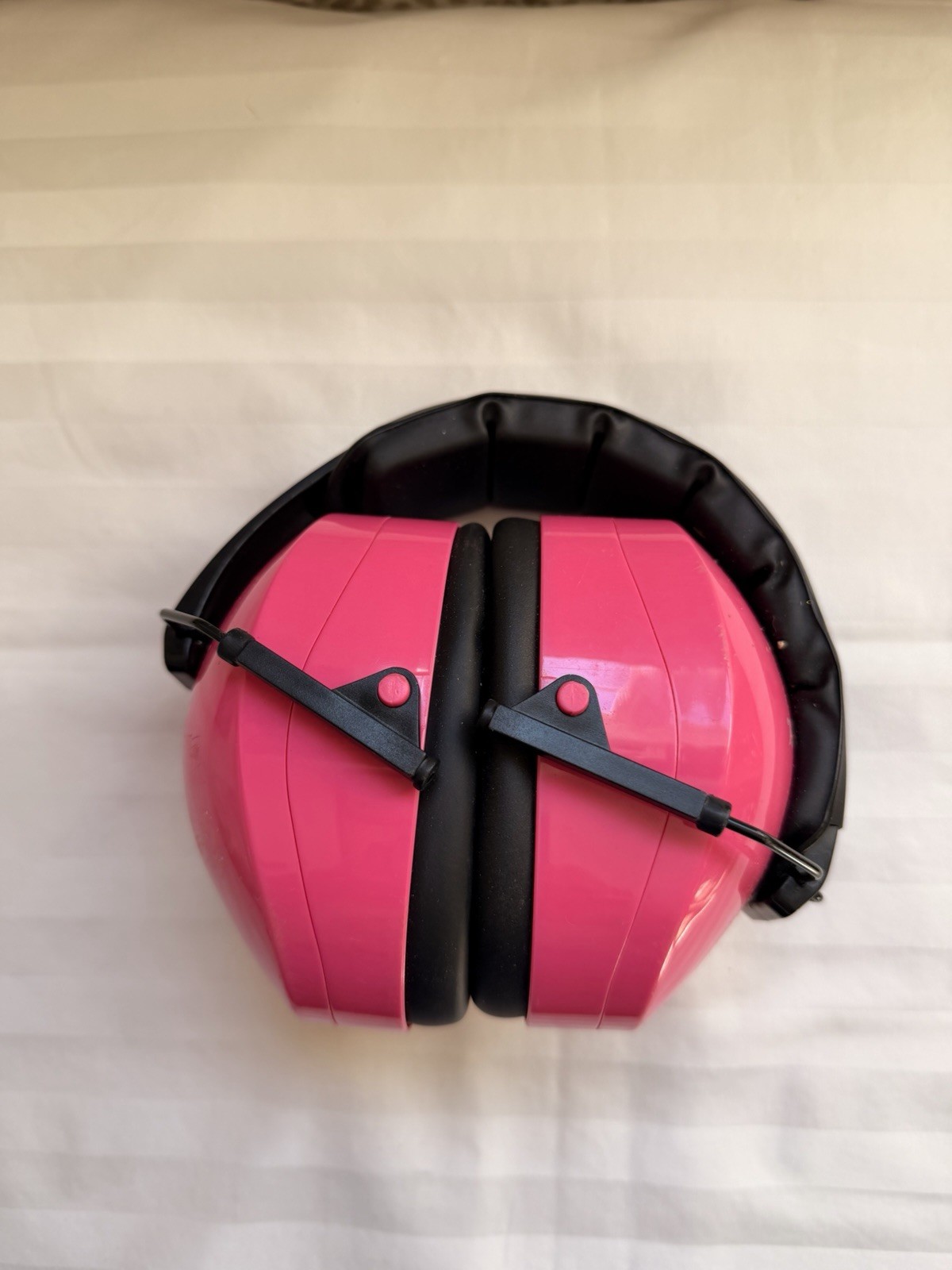 Winchester Pink Ear Muff Hearing Protection For Concerte, Firing Range