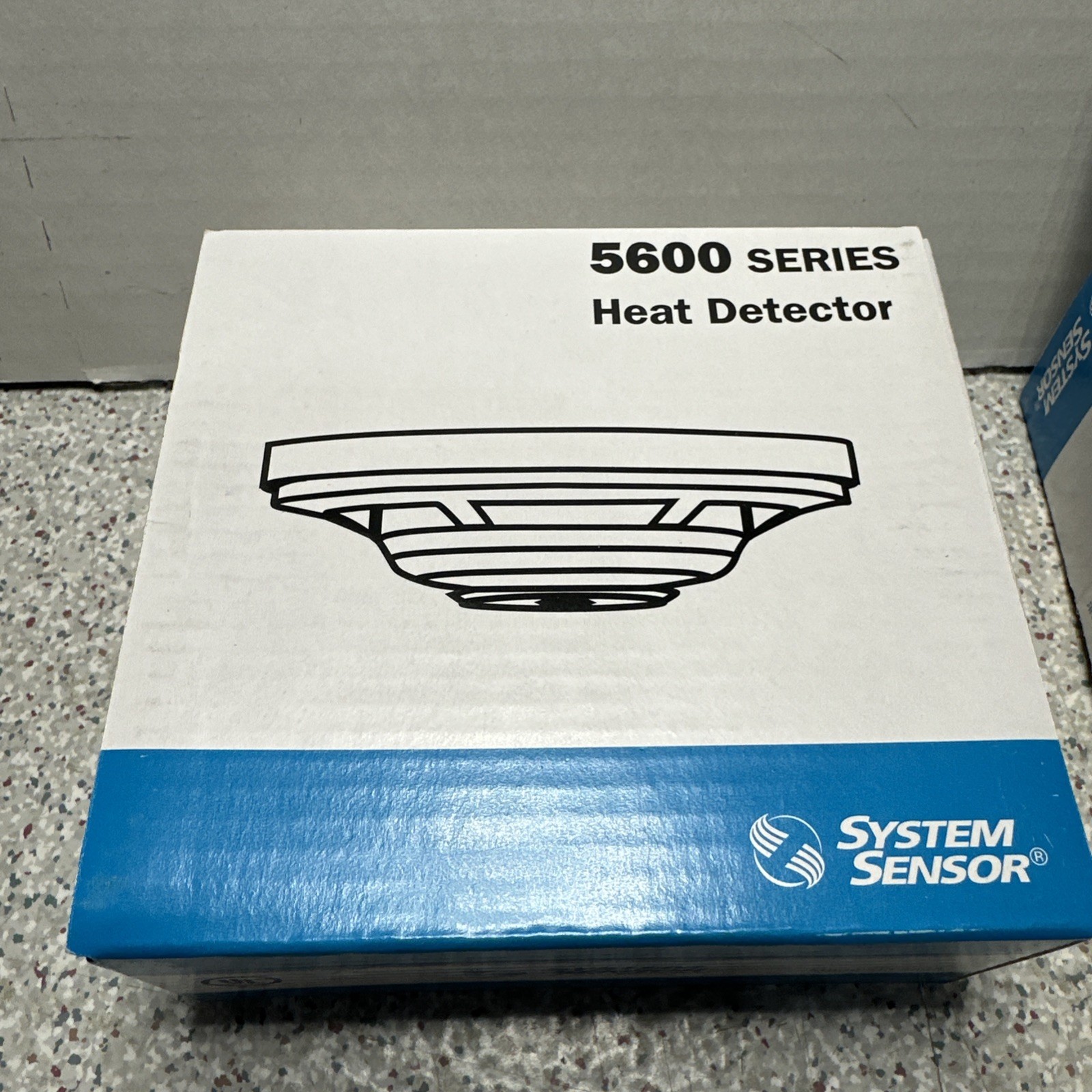NEW System Sensor 5603 135 Degree Heat Detector
