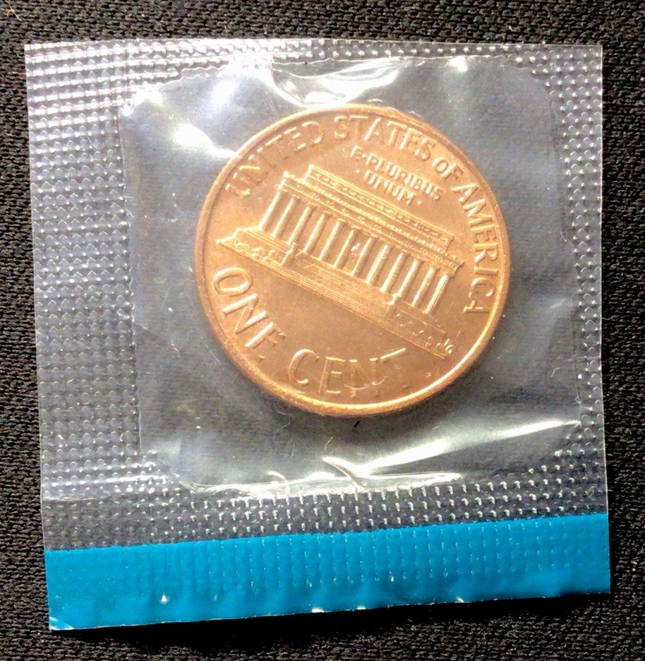 1974 S Lincoln Cent Still In Mint Cello! UNC! ENN Coins