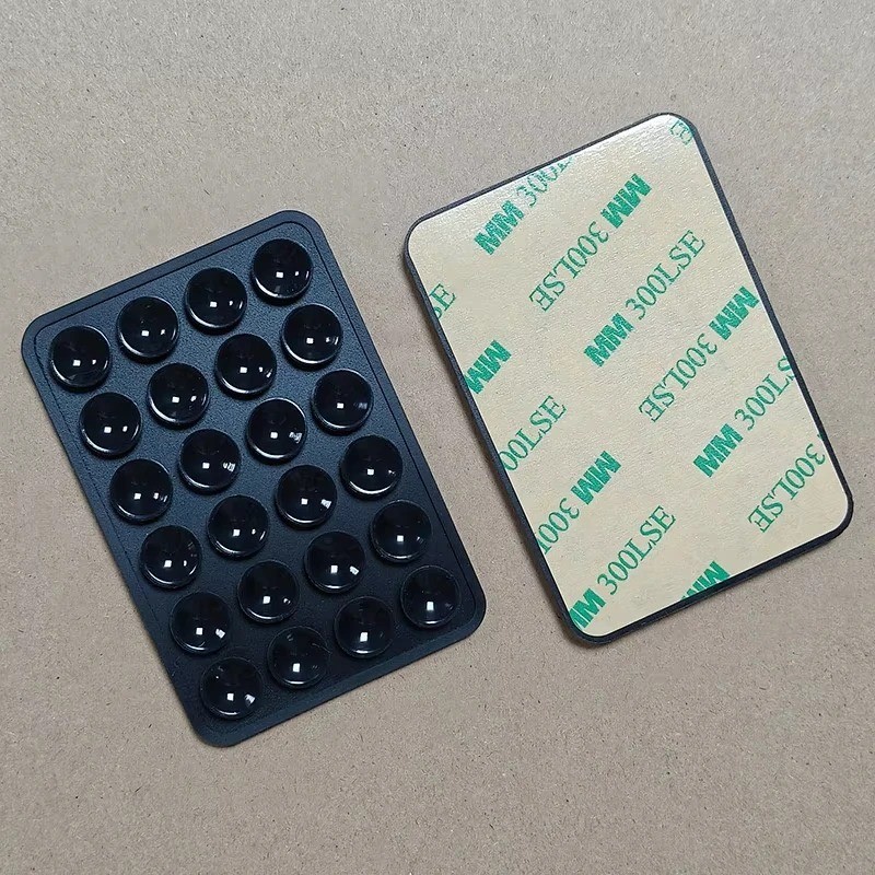 (2pack) Black Multifunctional Mobile Phone Silicone Suction Cup 24 Square.