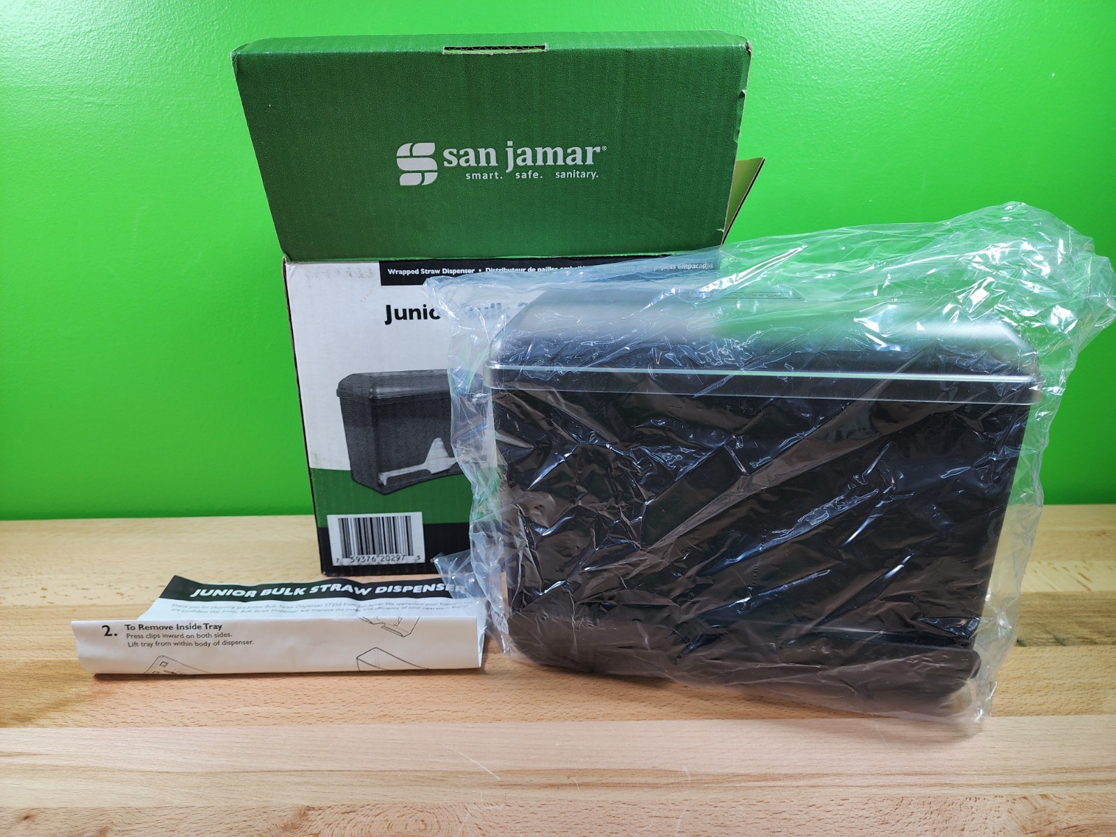 San Jamar ST250 Junior Bulk Straw Dispenser 250 Capacity Black Beverage Starws