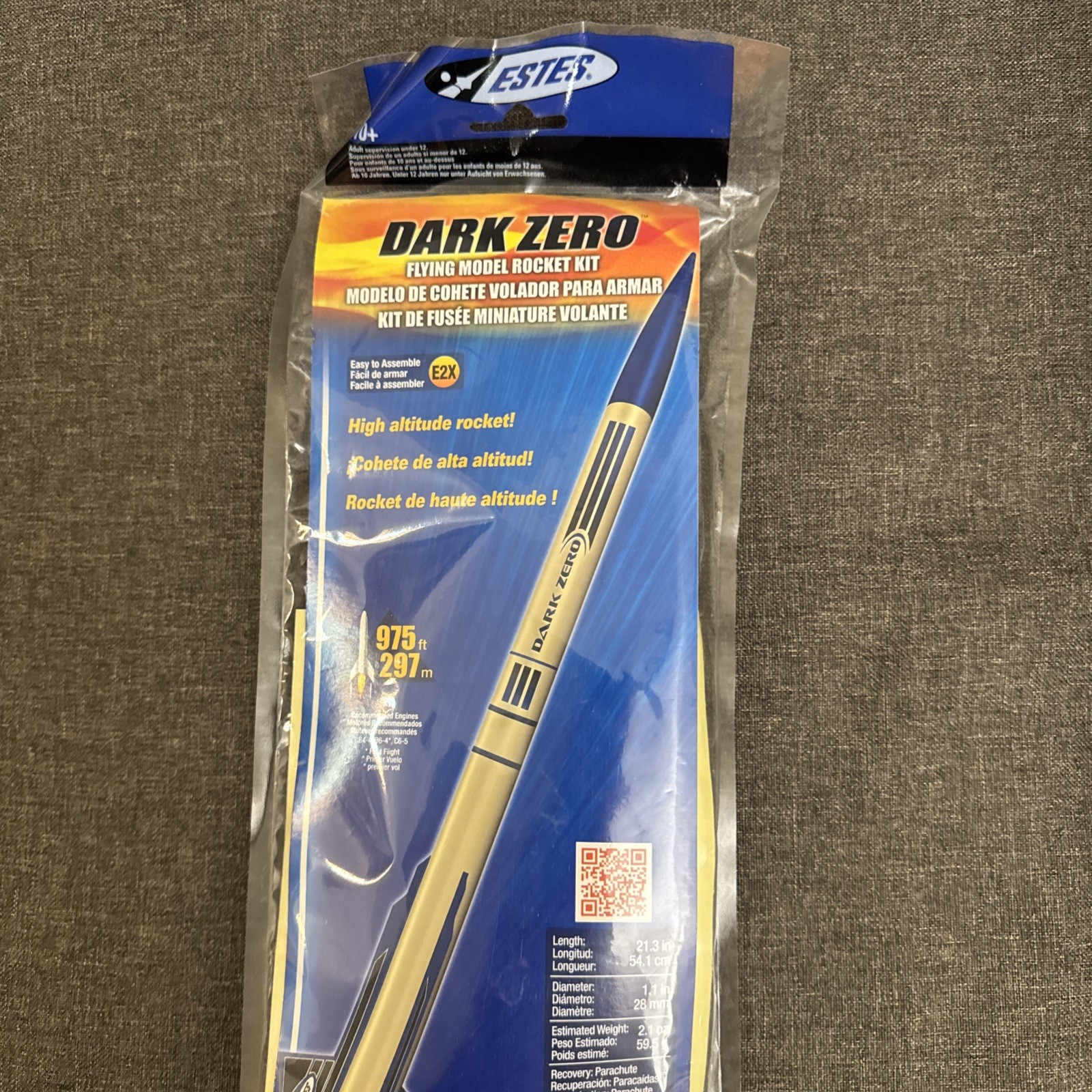 Estes Dark Zero High Altitude Rocket Flying Model Rocket Kit 2013 New