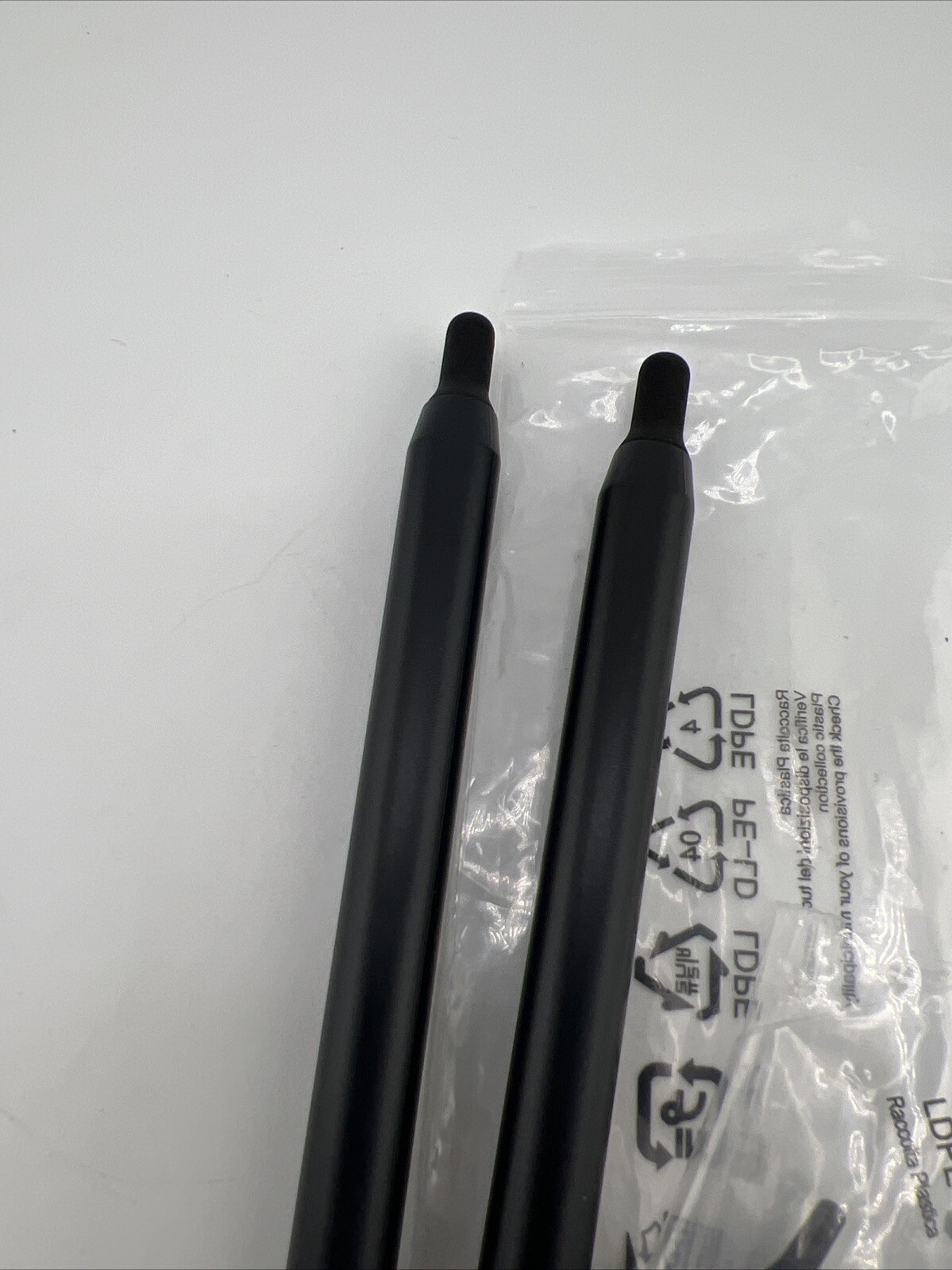 EUNIVON Stylus Pens Black 2 Pk with Extra Tips