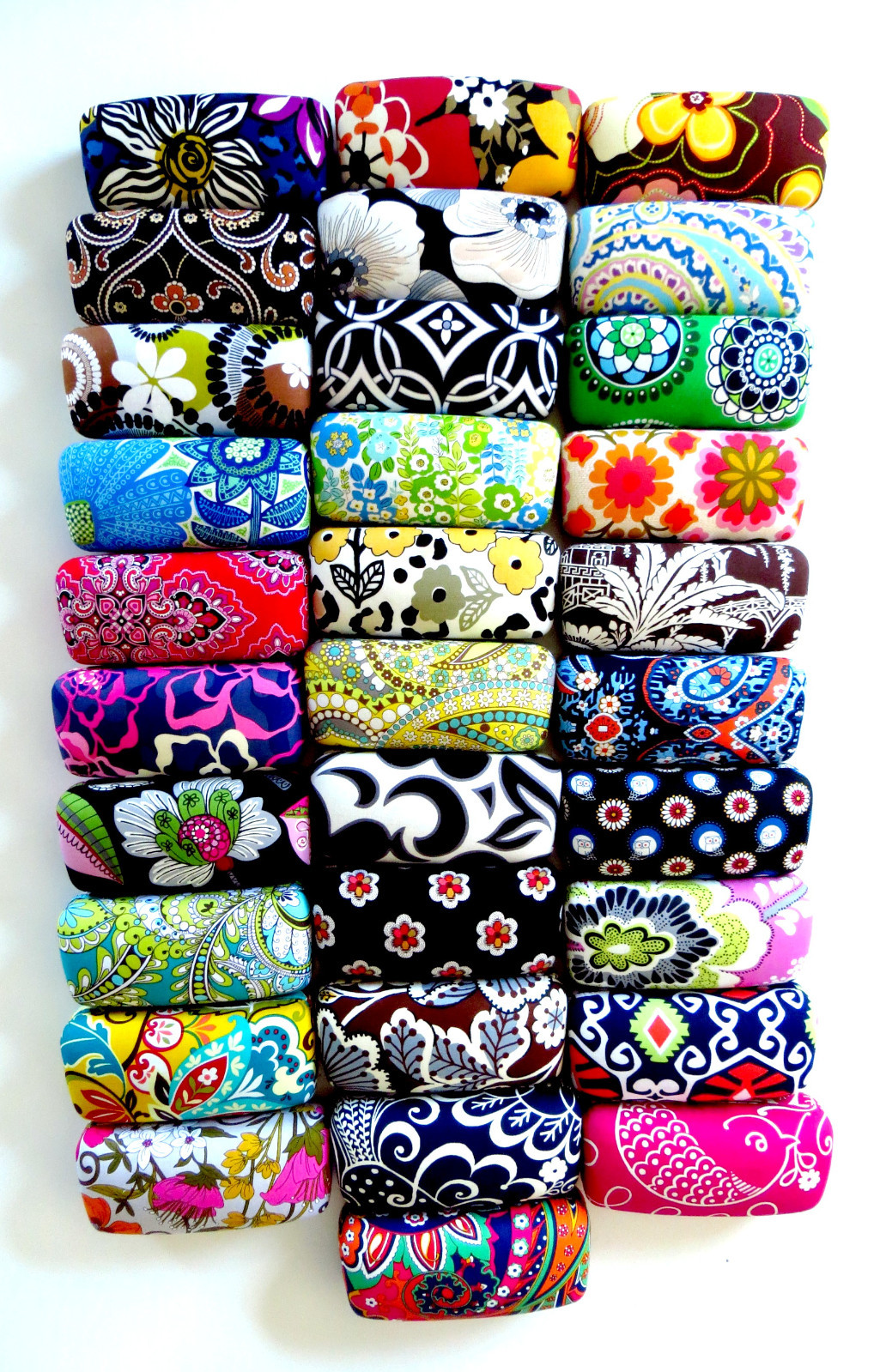 Vera Bradley Hard Sunglass Eyeglass Clamshell Case Choice of 30 Patterns NWOT