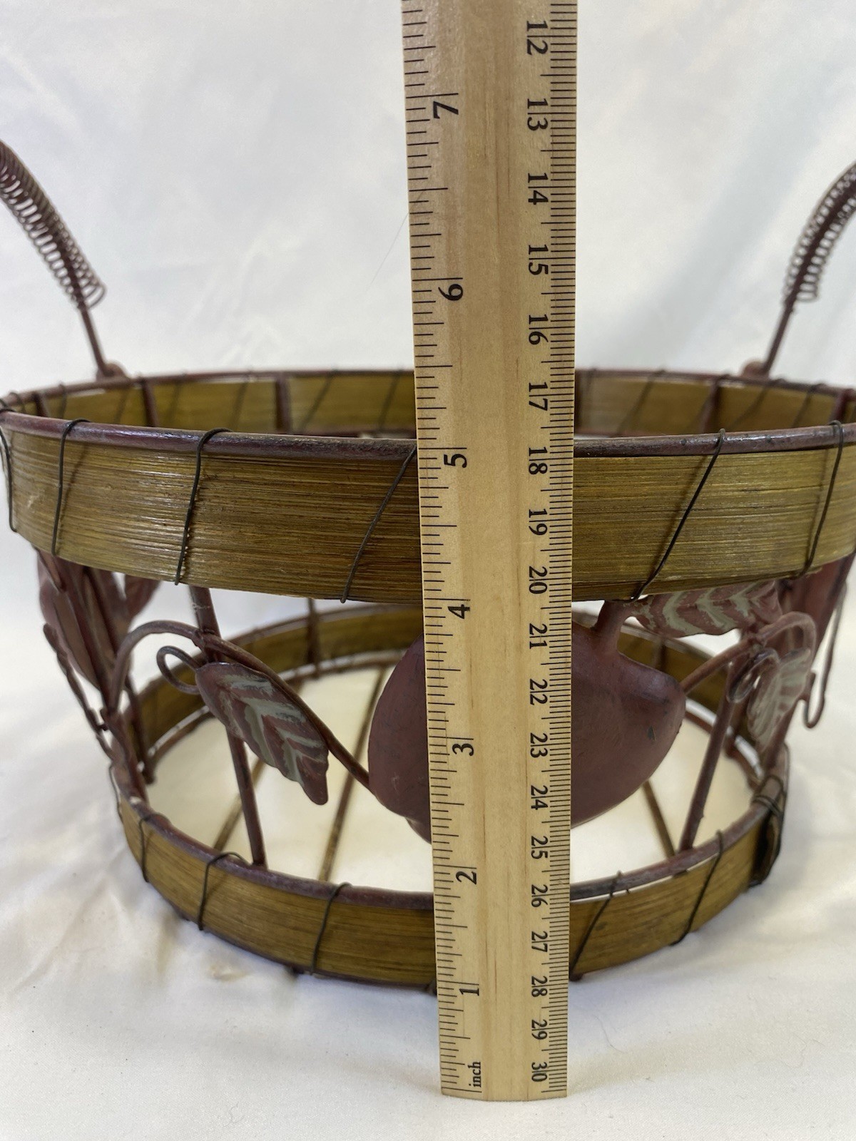 Farmhouse Country Basket Metal Apple Cottagecore Granny Gift Fruit Organize