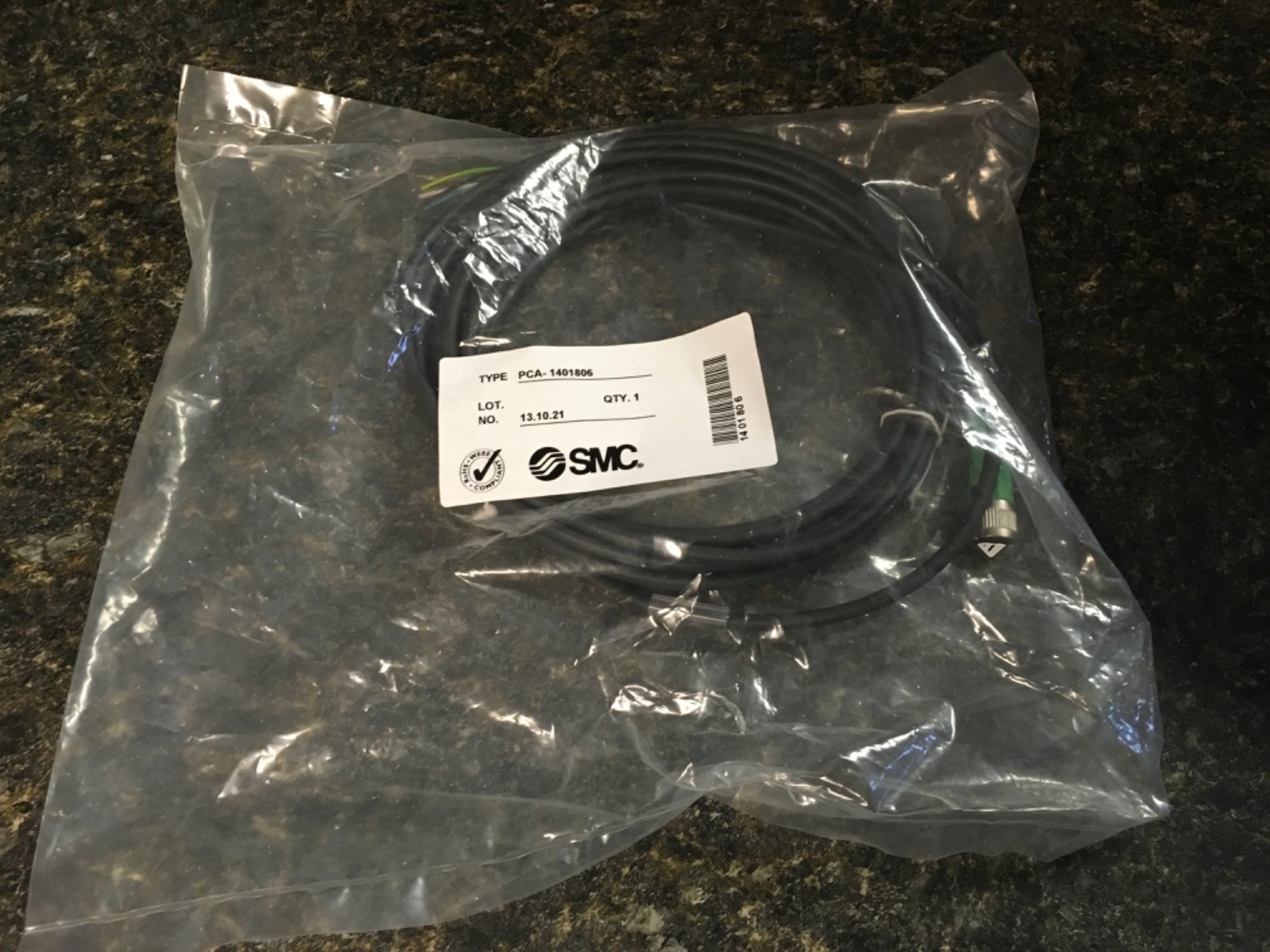 SMC PCA-1401806 SERIAL INTERFACE CABLE 5M LENGTH  (KB)