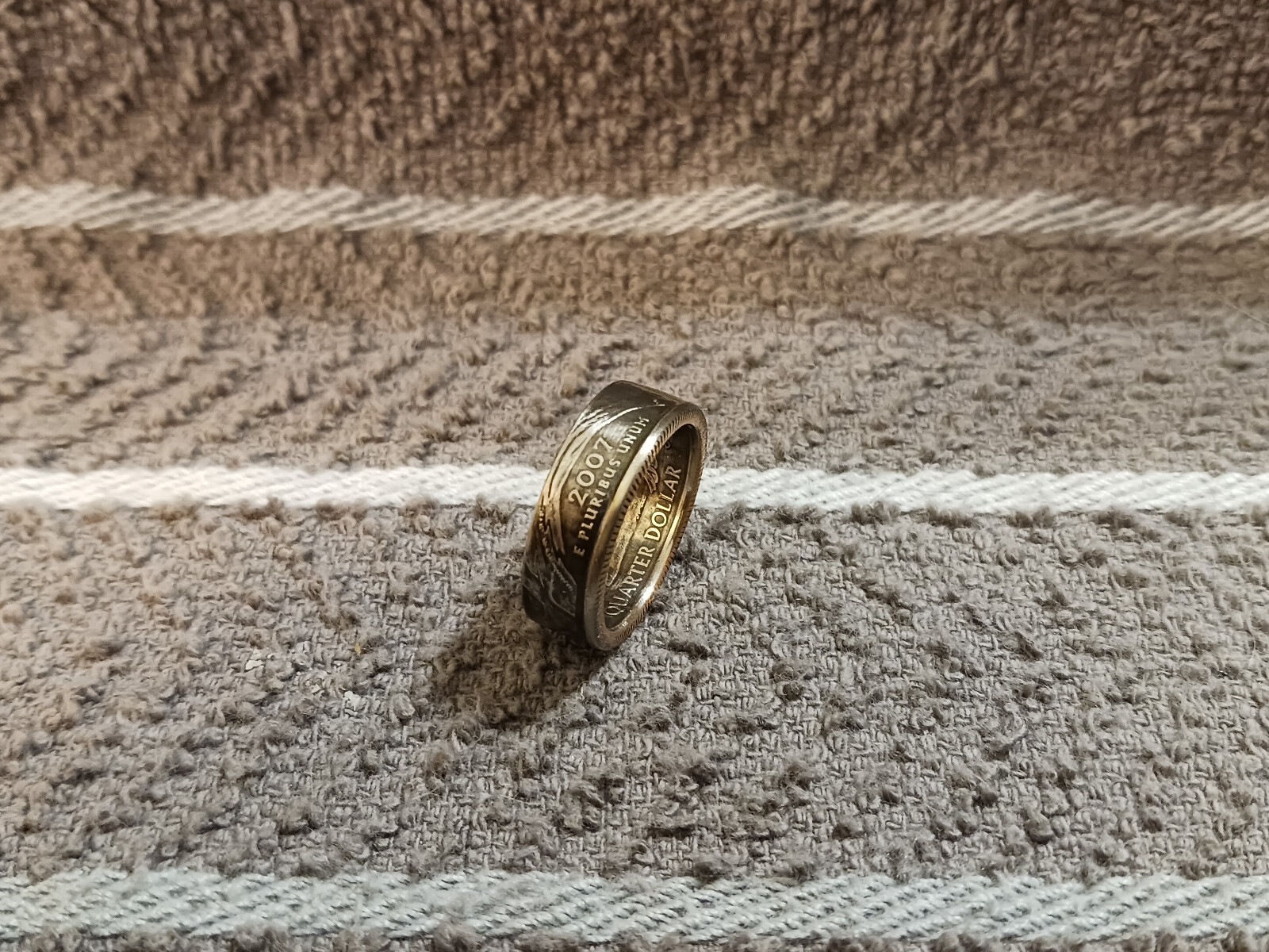 Montana Handcrafted Washington Quarters coin ring, size 8 2007