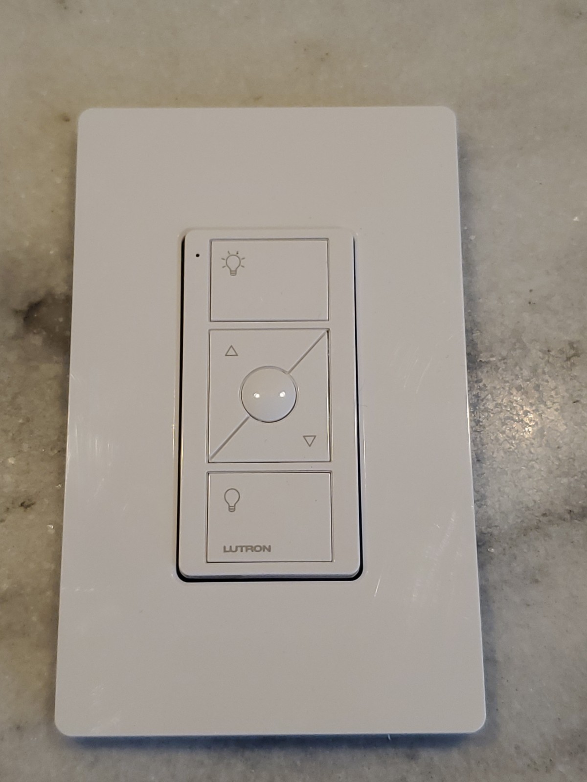 Lutron Pico Wireless Dimmer PJ2-3BRL-WH-L01R  - White With Trim