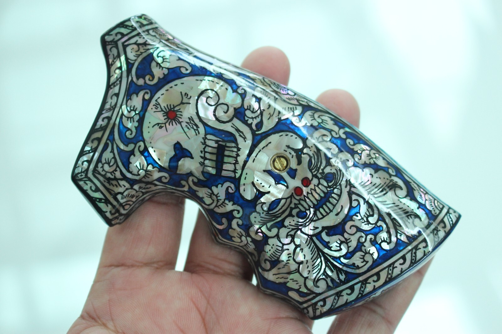 MOTHER OF PEARL GRIPS FOR S&W K, L FRAME SQ/RD BUTT BLUE SKULL ART VITOONMAKERS
