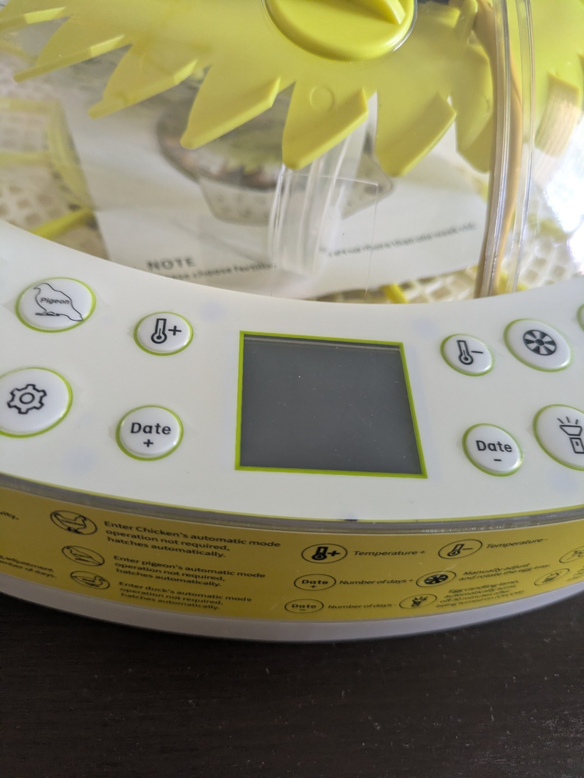 Egg Incubators for Hatching Eggs, Temperature & Humidity Control, LED Egg Candle